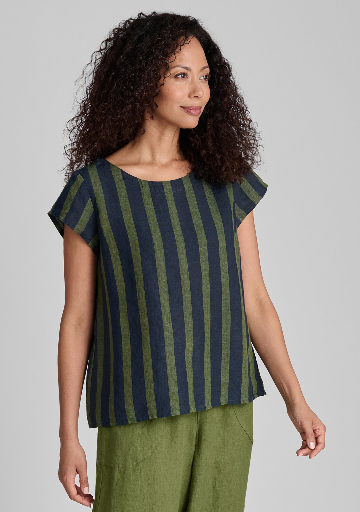 Tuck Back Tee - Soft Linen T-Shirt for Women | Casual & Comfortable Summer Top | Perfect for Beach, Travel & Everyday Wear