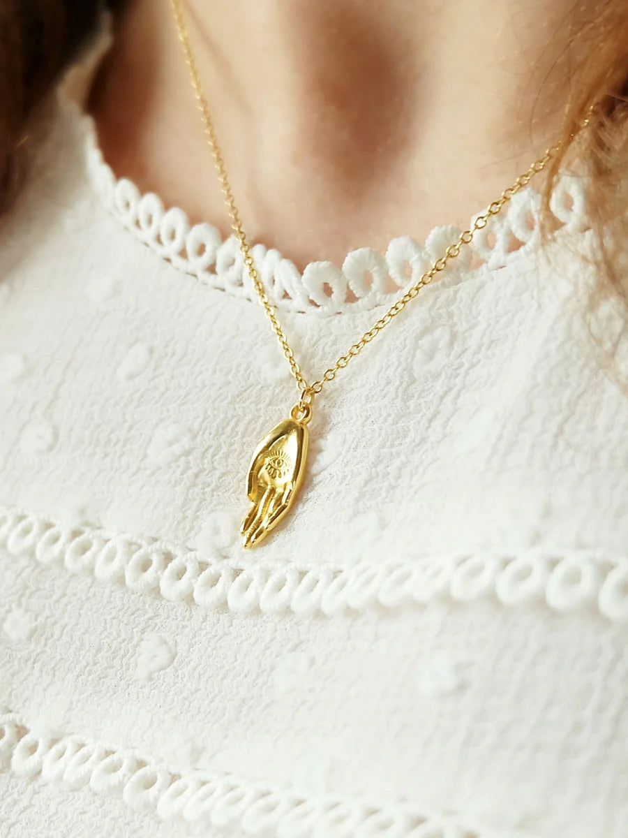 Augusta Jewelry 18K Gold Plated Necklace - Hand of Venus Amulet Pendant for Women | Elegant Gift for Birthday, Anniversary & Special Occasions