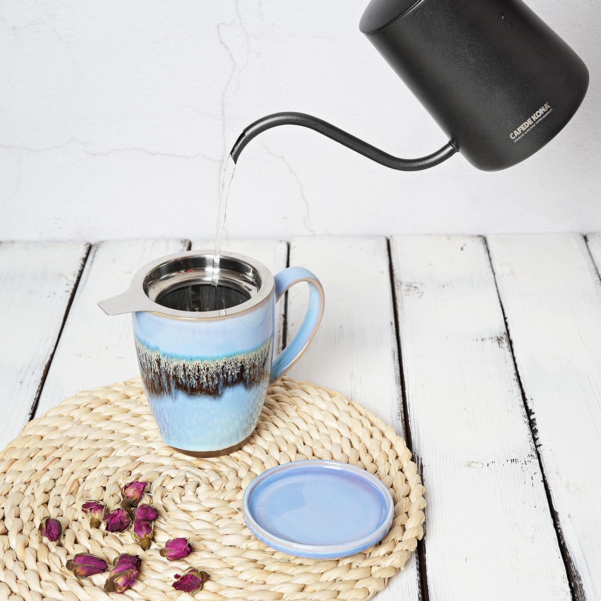 Bosmarlin 13.5 Oz Ceramic Tea Cup with Infuser & Lid - Loose Leaf Tea Steeper Mug with Built-in Strainer - Microwave & Dishwasher Safe Reactive Glaze Teacup (Light Blue) - Perfect for Home, Office & Gift Giving