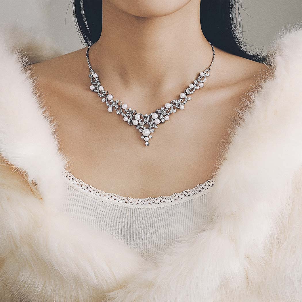 Elegant Silver Crystal Bridal Jewelry Set - Necklace & Earrings for Women | Rhinestone Wedding Accessories | Perfect for Brides, Bridesmaids, and Special Occasions