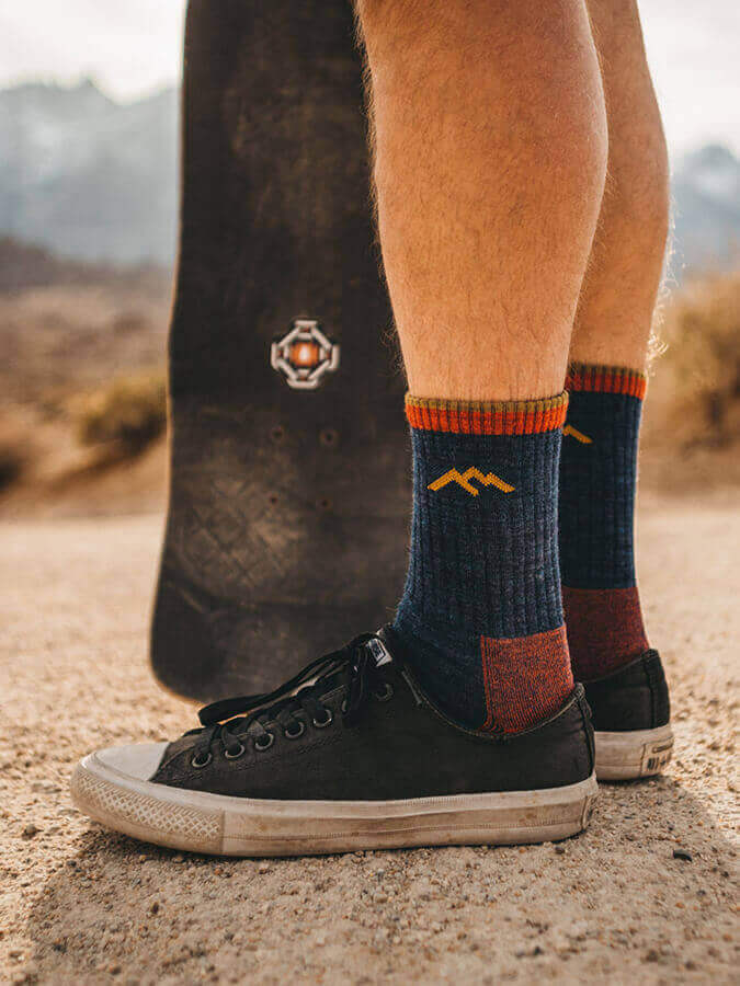 Darn Tough 1466 Hiker Micro Crew Cushion Socks for Men - Moisture-Wicking Hiking Socks for Outdoor Adventures & Daily Wear