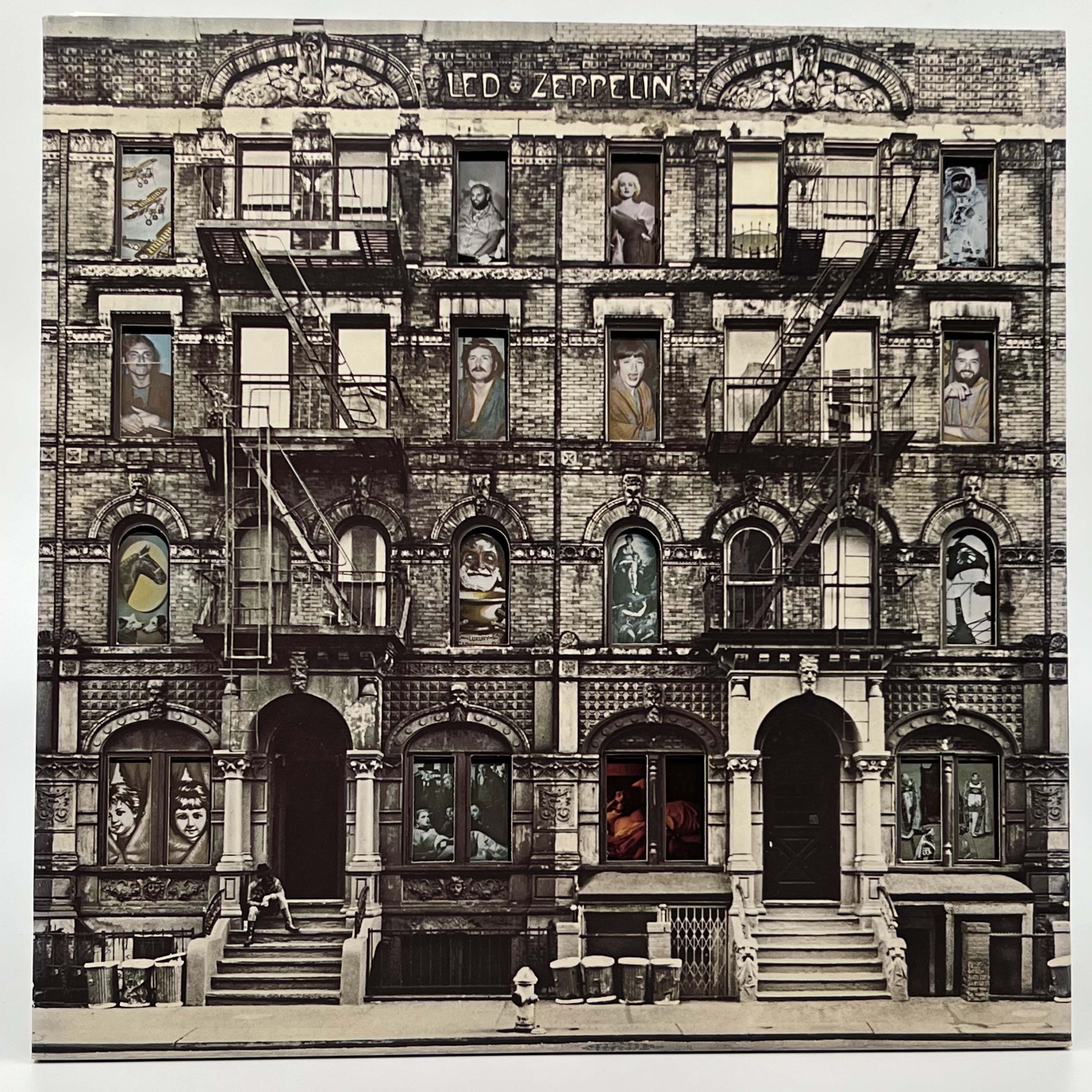 Led Zeppelin II Vinyl Record - Classic Rock Album by Led Zeppelin | Perfect for Music Collectors & Vintage Vinyl Enthusiasts | Great for Home Listening, Gifts & Music Room Decor