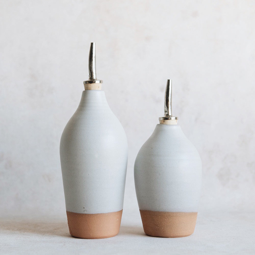 Premium Ceramic Oil Bottle with Drip-Free Spout - Elegant Light Color for Kitchen & Dining - Perfect for Olive Oil, Vinegar & Salad Dressing Dispensers