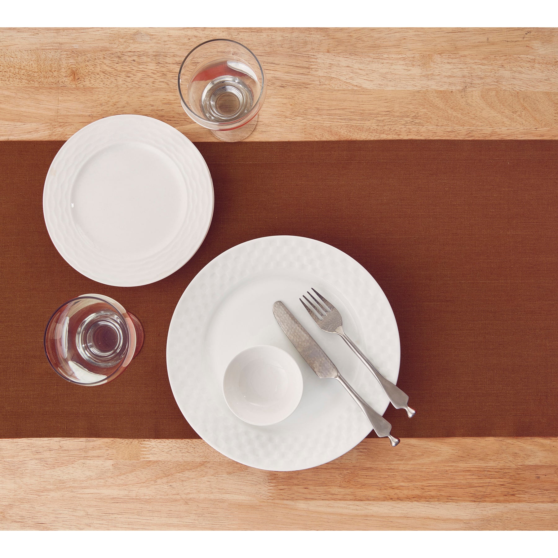 Elegant Diana Medium Weight Table Runner - Perfect for Dining Tables, Weddings, and Holiday Decor