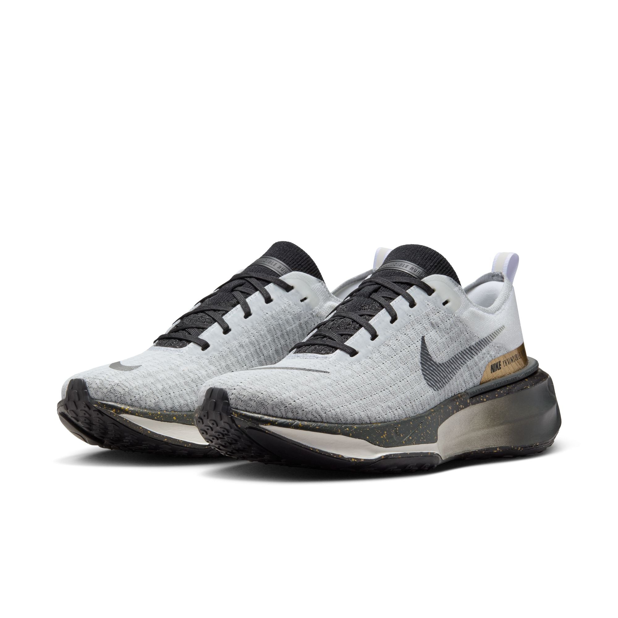 Nike Invincible Run 3 Men's Running Shoes - Cushioned Comfort for Long Distance & Marathon Training - Perfect for Road Running, Jogging, and Gym Workouts