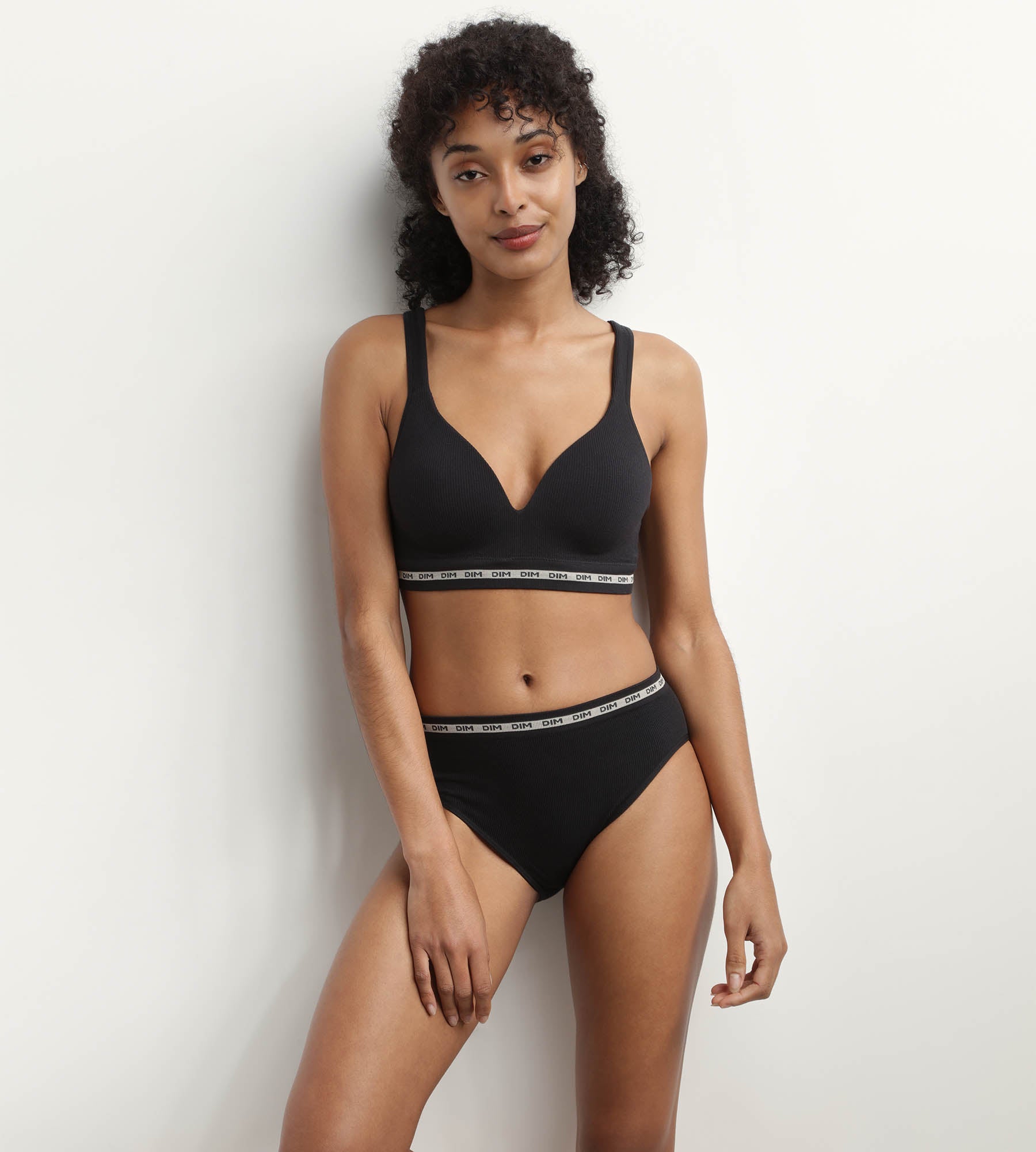 Dim Icons Seamless Wire-Free Ribbed Black Bralette - Comfortable Non-Padded Bra for Yoga, Lounge & Everyday Wear