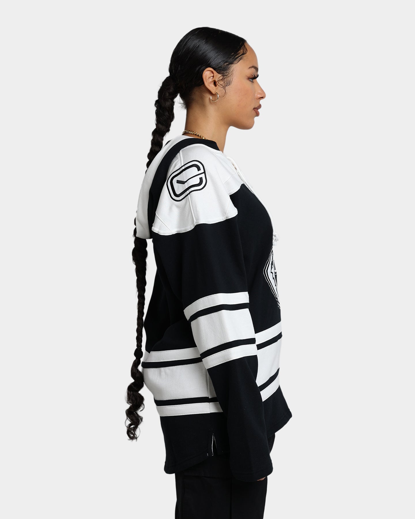 47 Brand Vancouver Canucks Superior Lacer Hoodie - Jet Black NHL Hockey Fan Apparel for Men & Women - Perfect for Game Day & Casual Wear