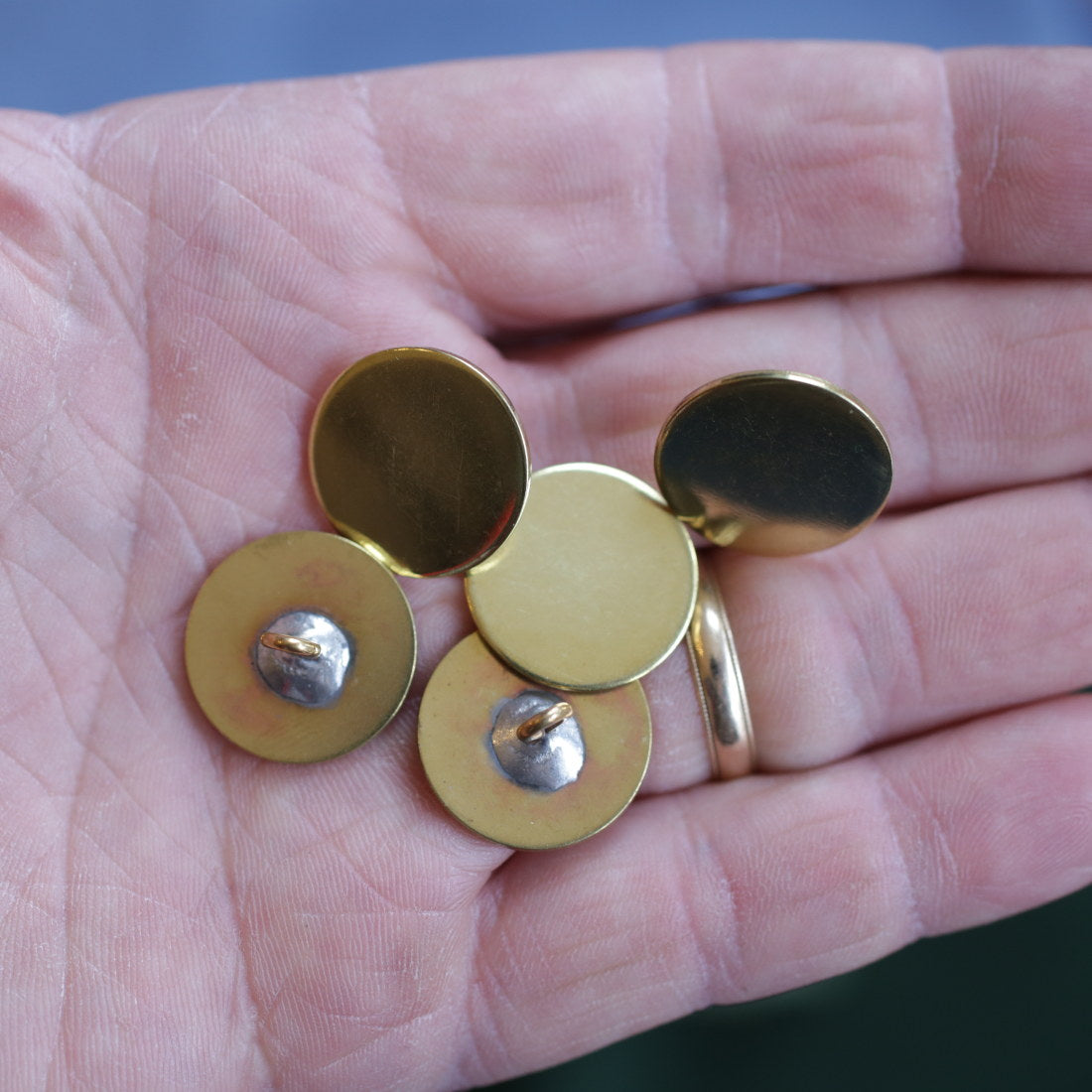 Flat Brass Buttons Small 5 Pack - Antique Style Metal Buttons for DIY Sewing, Crafts & Clothing Repair - Perfect for Jackets, Jeans & Home Decor Projects