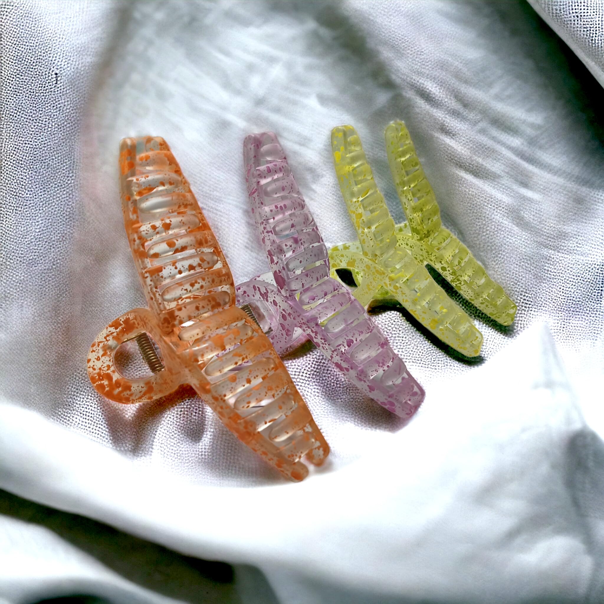 KK CREATIONS ICE SHADE PRINTED Hair Claw Clips for Women - 4 Pack Strong Hold Barrettes, Jaw Clips for Thick & Long Hair - Perfect for Ponytails, Buns & Everyday Hairstyles - White Hair Accessories for Women and Girls