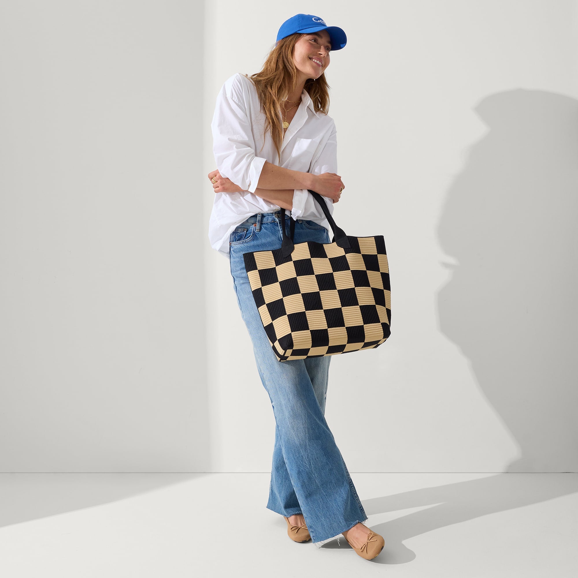 Lightweight Checker Classic Tote Bag - Stylish & Durable for Work, Travel & Shopping