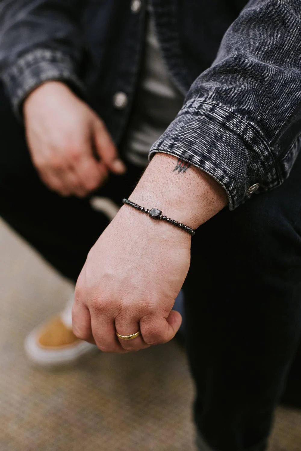Hematite & Obsidian Lunar Bracelet for Women - Healing Crystal Energy Bracelet for Protection, Balance & Positive Vibes | Perfect for Meditation, Yoga & Spiritual Healing