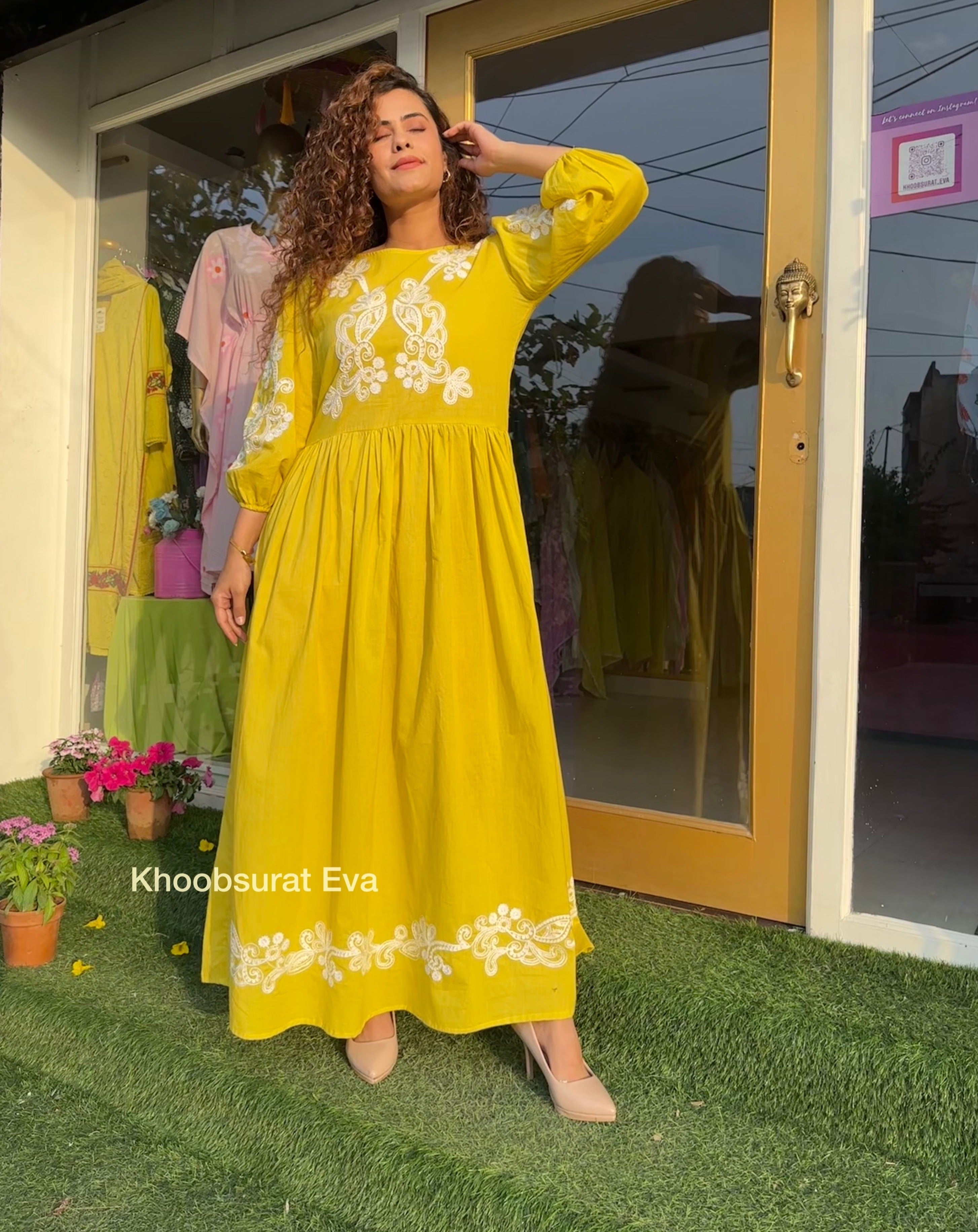 Stylish Citrus Swirl Yellow Maxi Dress for Women - Flowy Summer Beach Dress, Boho Chic Vacation Outfit - Perfect for Beach Parties, Vacations & Casual Outings
