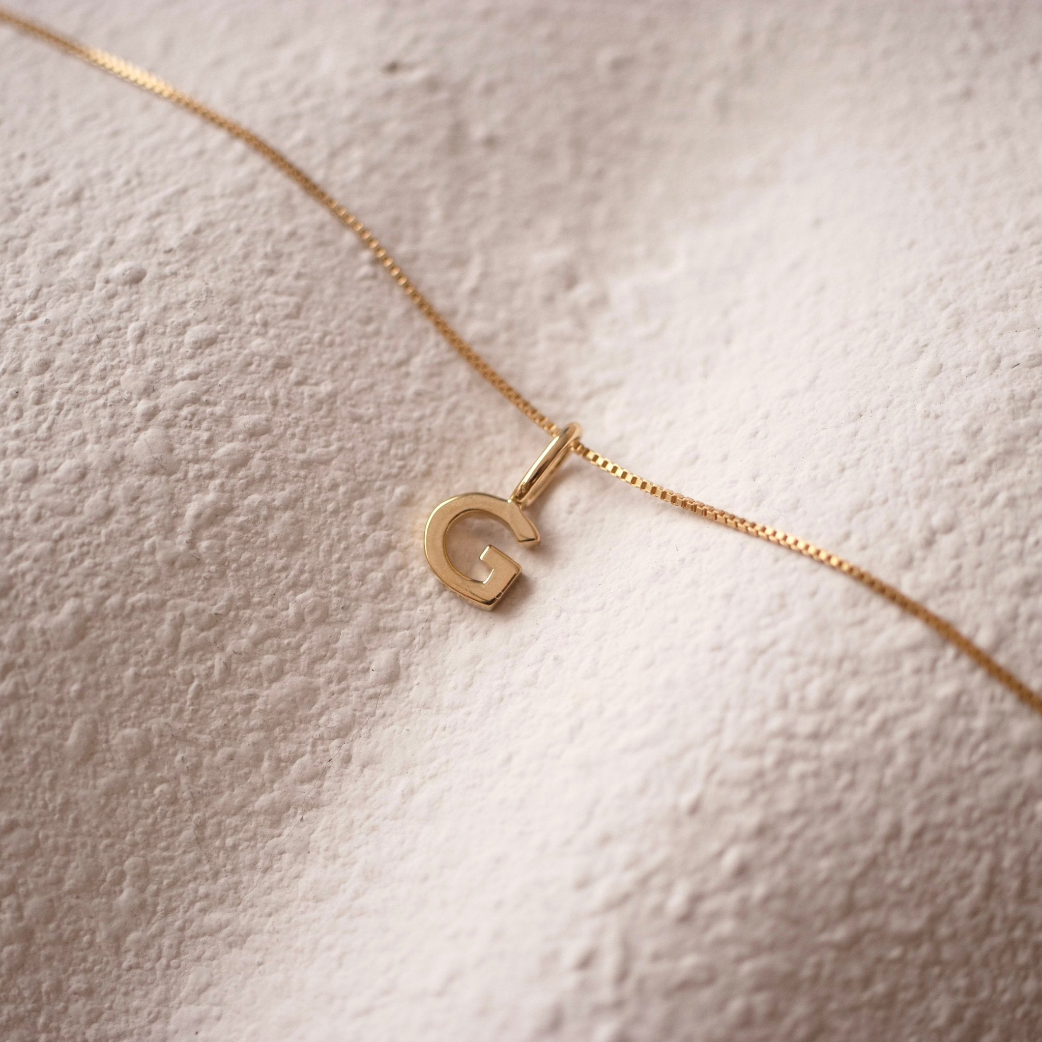 NOTABLE LETTER CHARM - Elegant Initial Pendant Necklace for Women - Perfect Gift for Birthday, Anniversary & Valentine's Day - Jewelry for Everyday Wear & Special Occasions
