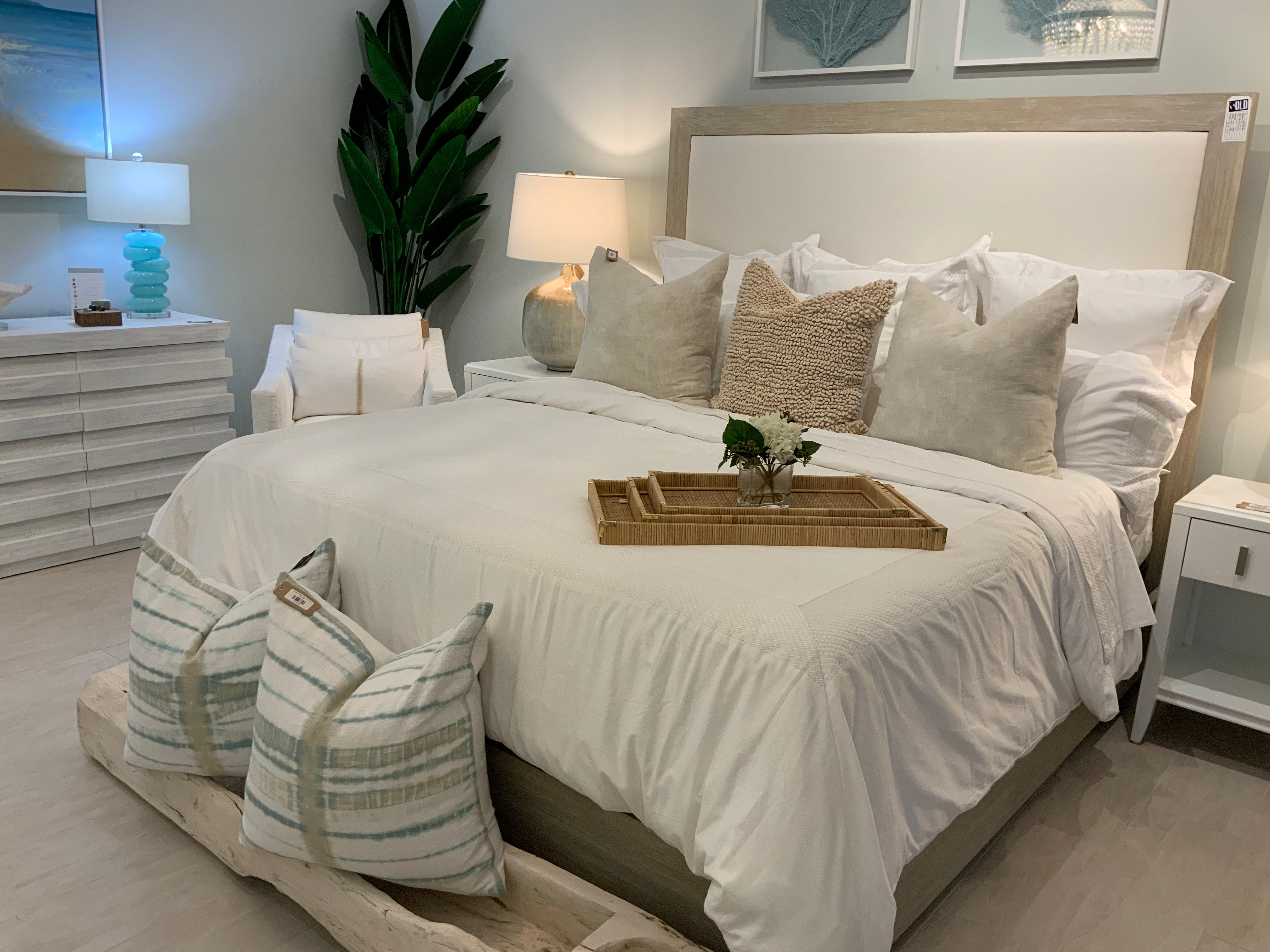 Laurel Grove Upholstered King Size Bed - Luxurious Fabric Headboard for Master Bedroom & Guest Room Decor