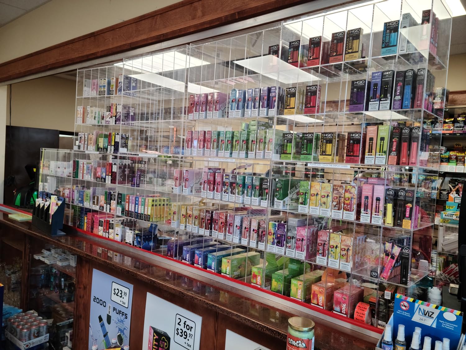 Premium Cigar Display Case with Lock - Countertop POS Retail Stand for Cigars, Candy & Accessories - Perfect for Smoke Shops, Liquor Stores & Gift Boutiques
