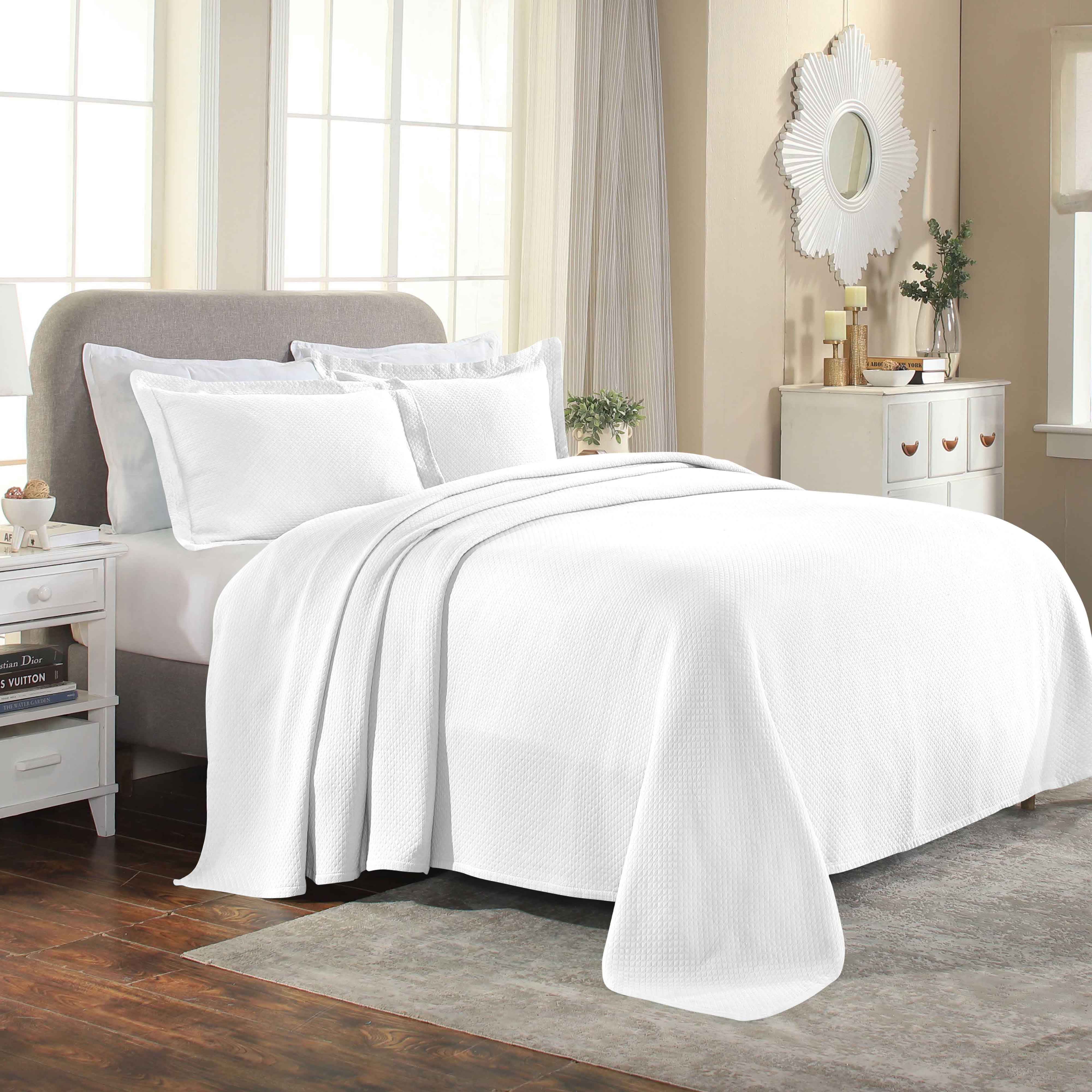 Luxury Jacquard Matelassé Cotton Diamond Solitaire Bedspread Set - Queen Size Bedding Coverlet for Master Bedroom, Guest Room & Hotel Decor