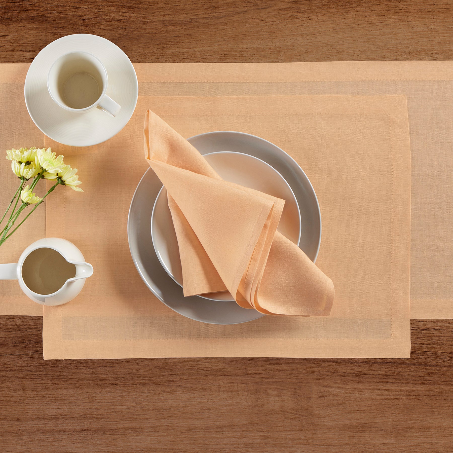 Elegant Fete Table Runner for Weddings, Parties & Events - Premium Decorative Dining Table Cover for Home & Restaurant Decor