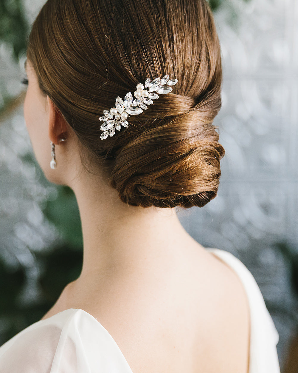 Elegant Bridal Hair Comb with Crystals - Perfect for Weddings, Prom & Special Occasions
