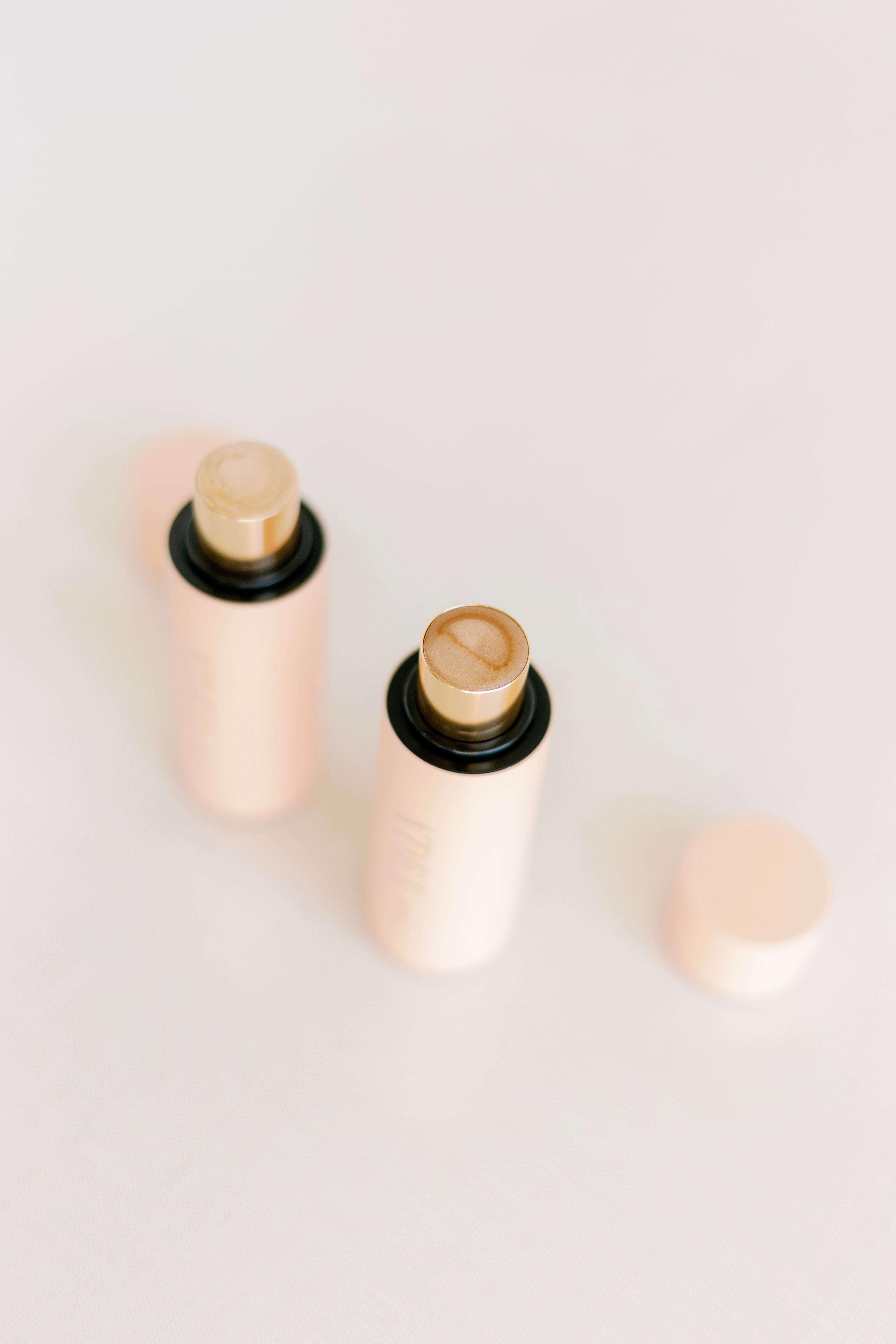 Glow Highlighter - Brightening Makeup Stick for Face & Body, Natural Glow Enhancer, Vegan & Cruelty-Free | Perfect for Contouring, Highlighting Cheekbones, and Night Out Makeup Looks