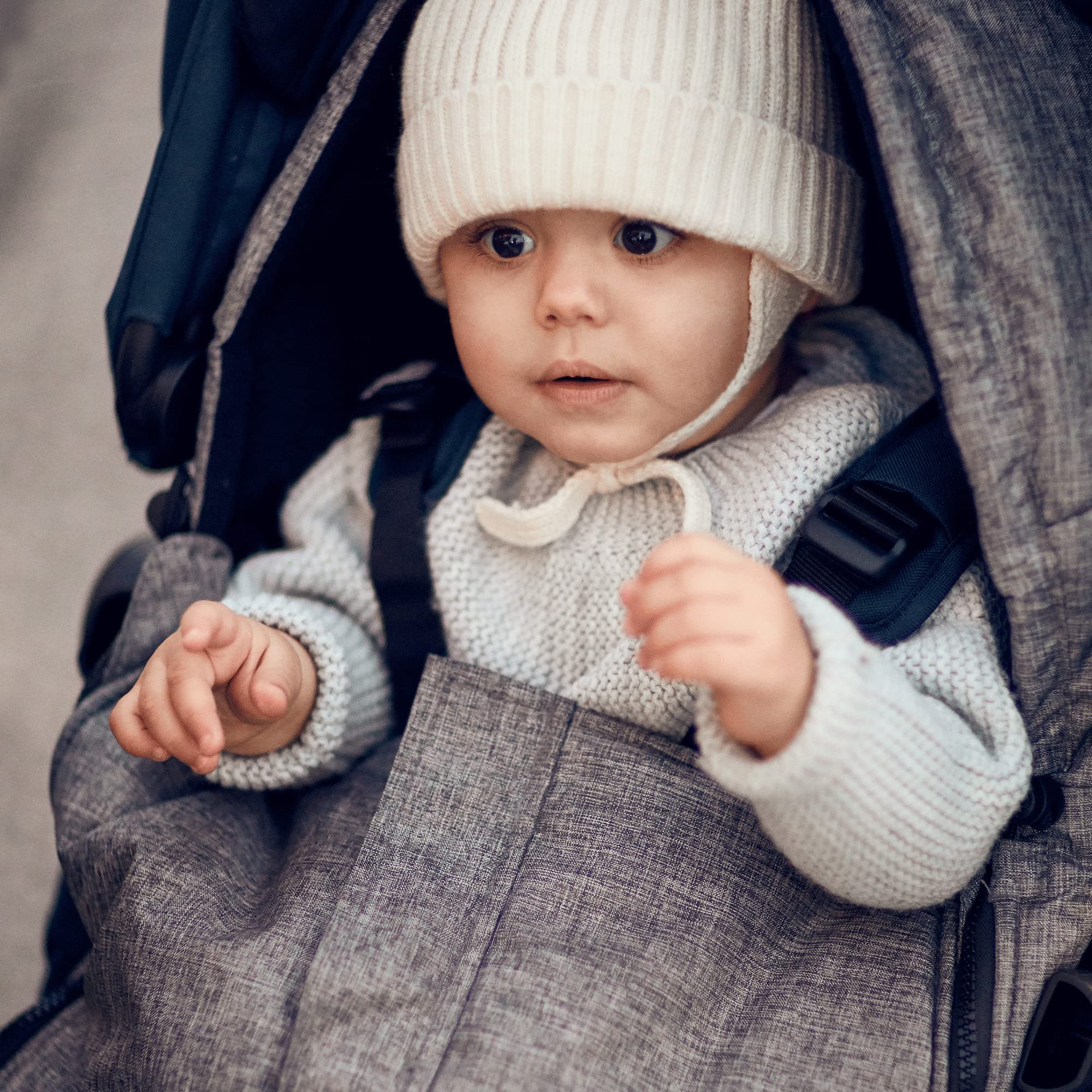 Thule Insulated Stroller Footmuff - Winter Stroller Cover for Baby, Warm & Waterproof - Perfect for Cold Weather, Snow, and Outdoor Adventures