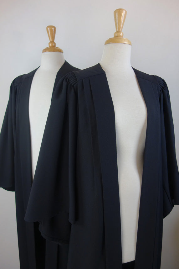 Premium Superfine Wool Bachelor Graduation Gown - Elegant & Comfortable for Graduation Ceremonies, Photo Shoots & Academic Events