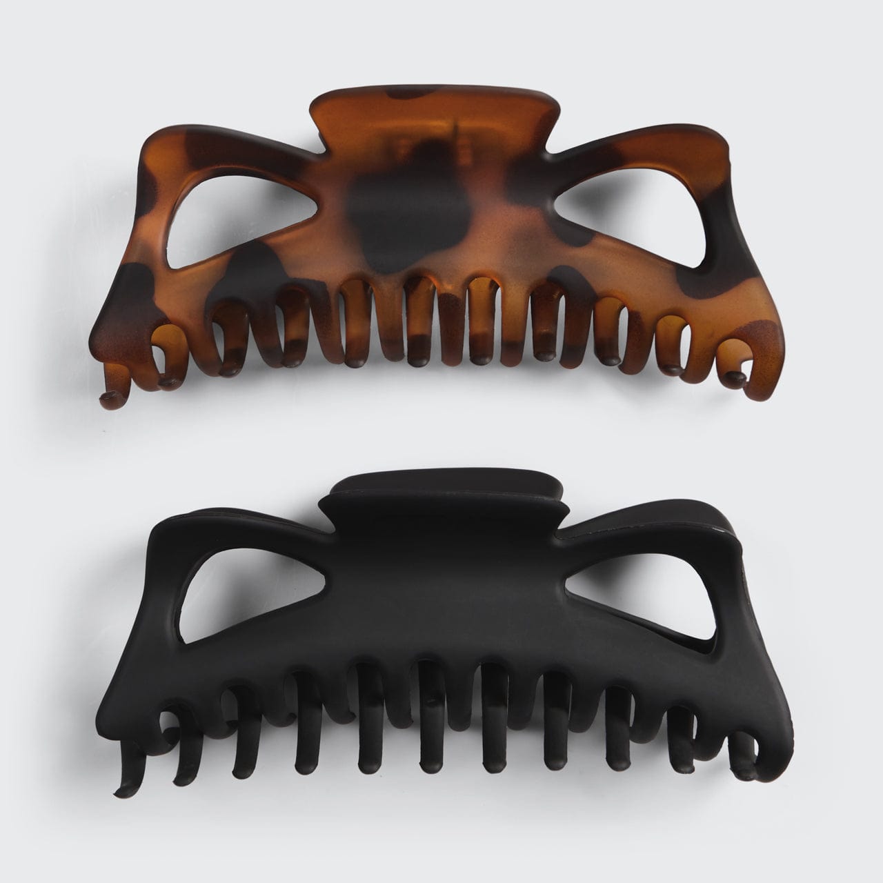 Eco-Friendly Jumbo Claw Hair Clips 2-Piece Set - Strong Hold for Thick Hair, Perfect for Ponytails, Buns & Everyday Hairstyles