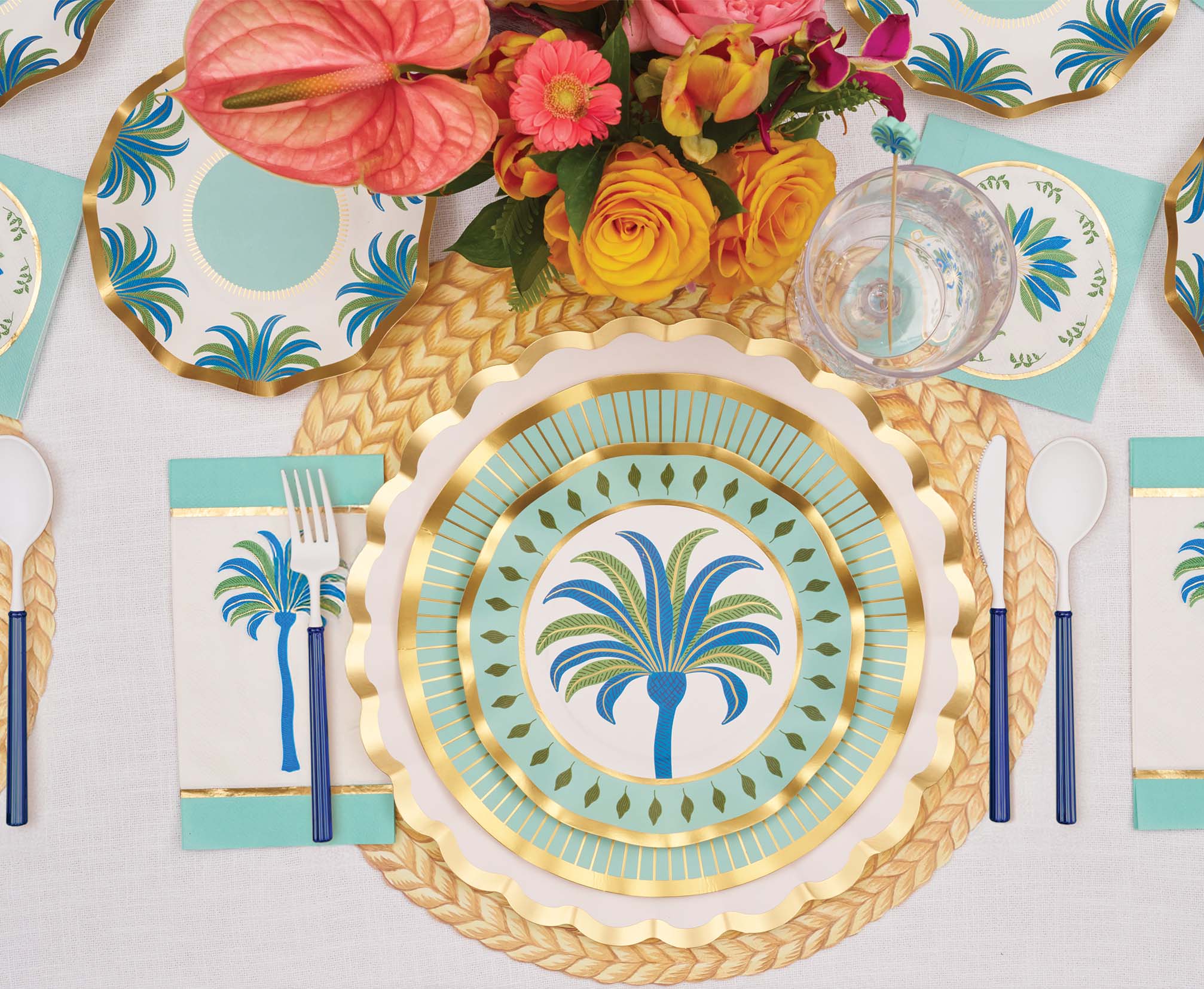 Elegant Preppy Palm Leaf Table Setting - Perfect for Boho Wedding, Tropical Party & Summer Dining Decor
