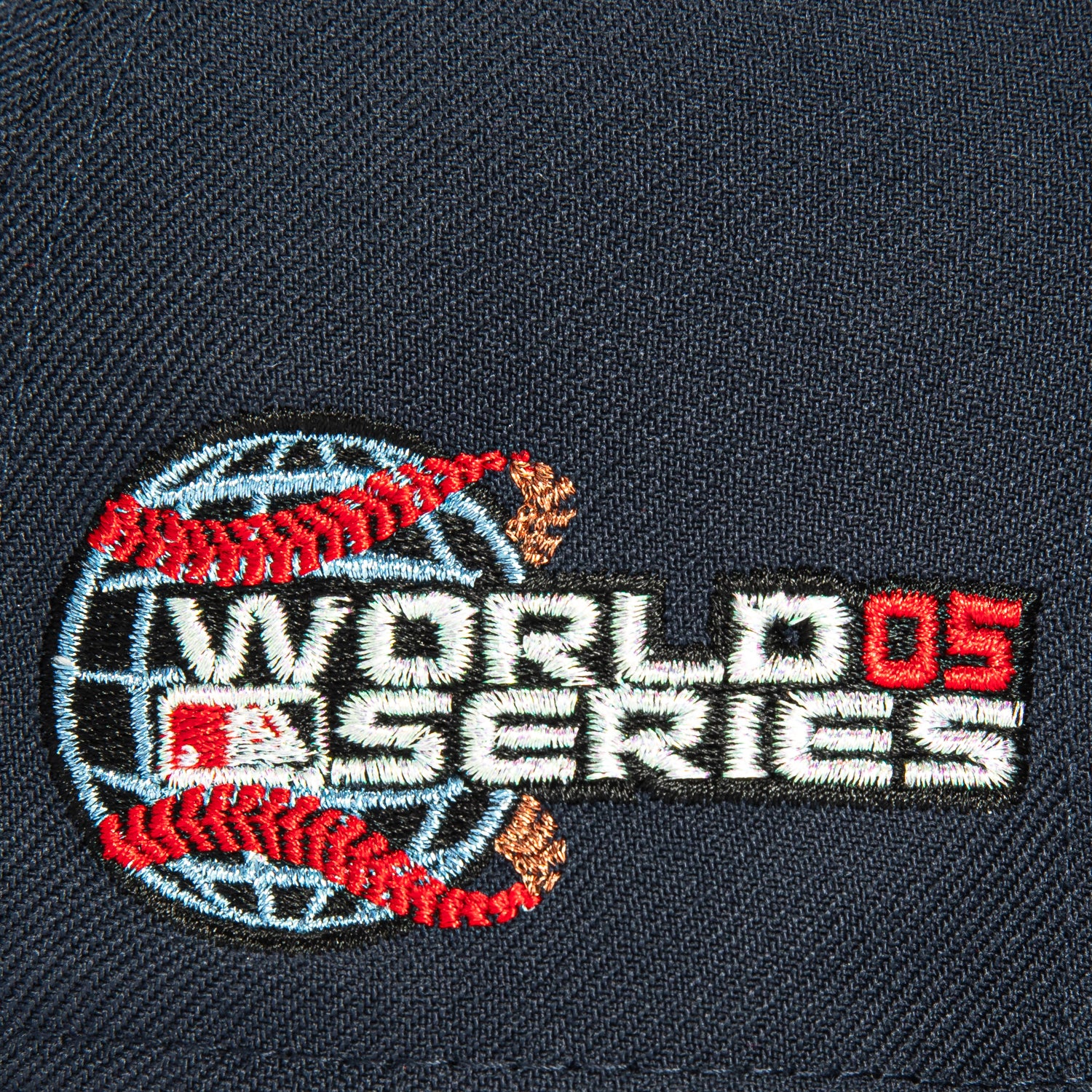 New Era 59Fifty Chicago White Sox 2005 World Series Patch Snapback Hat - Navy, Black & Metallic Silver - Official MLB Baseball Cap for Fans & Collectors - Perfect for Games, Gifting & Sports Memorabilia Display