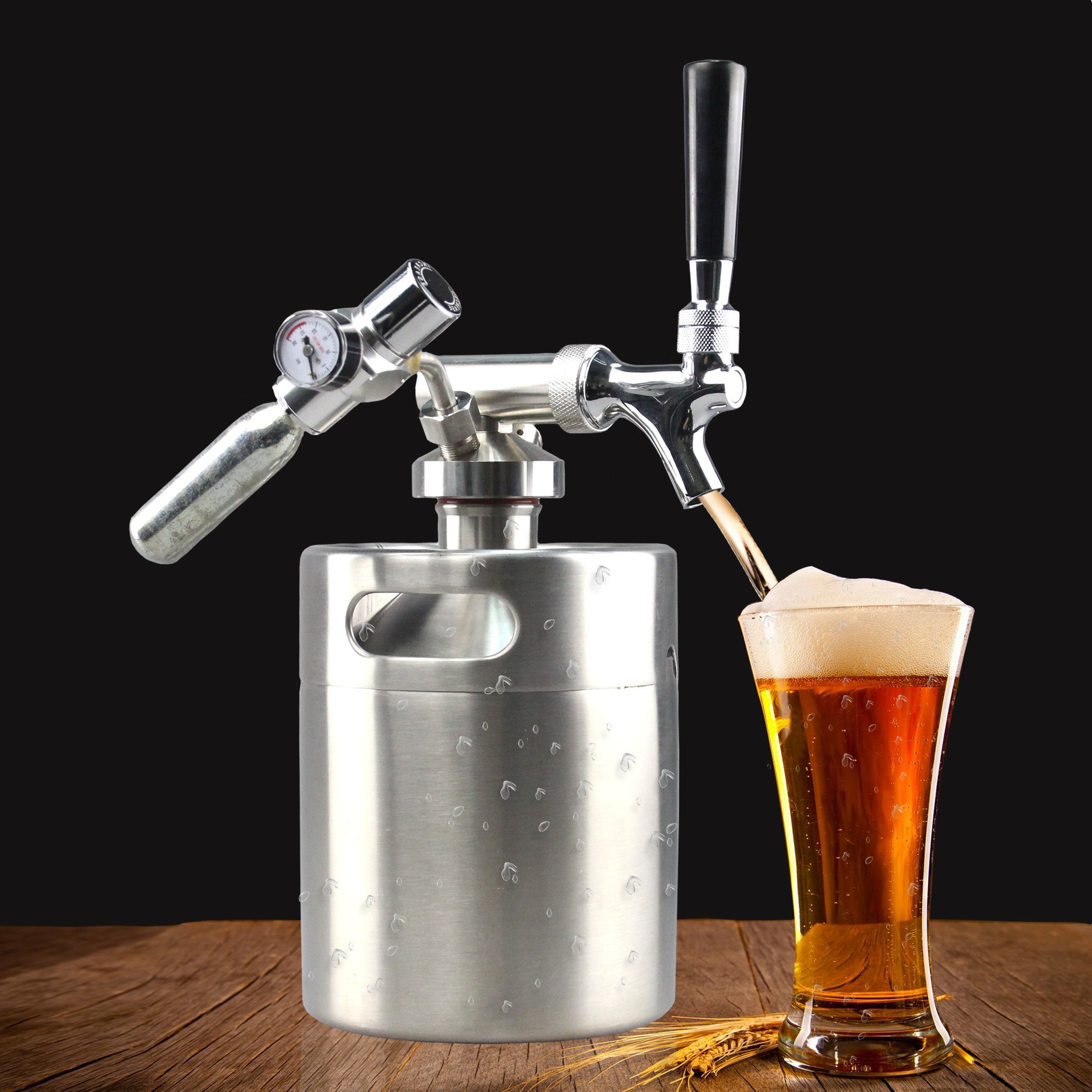 NutriChef Pressurized Growler Tap System - 64oz Stainless Steel Mini Keg Dispenser with CO2 Pressure Regulator - Portable Kegerator Kit for Craft Beer, Draft & Homebrew - Perfect for Parties, Camping & Home Bars