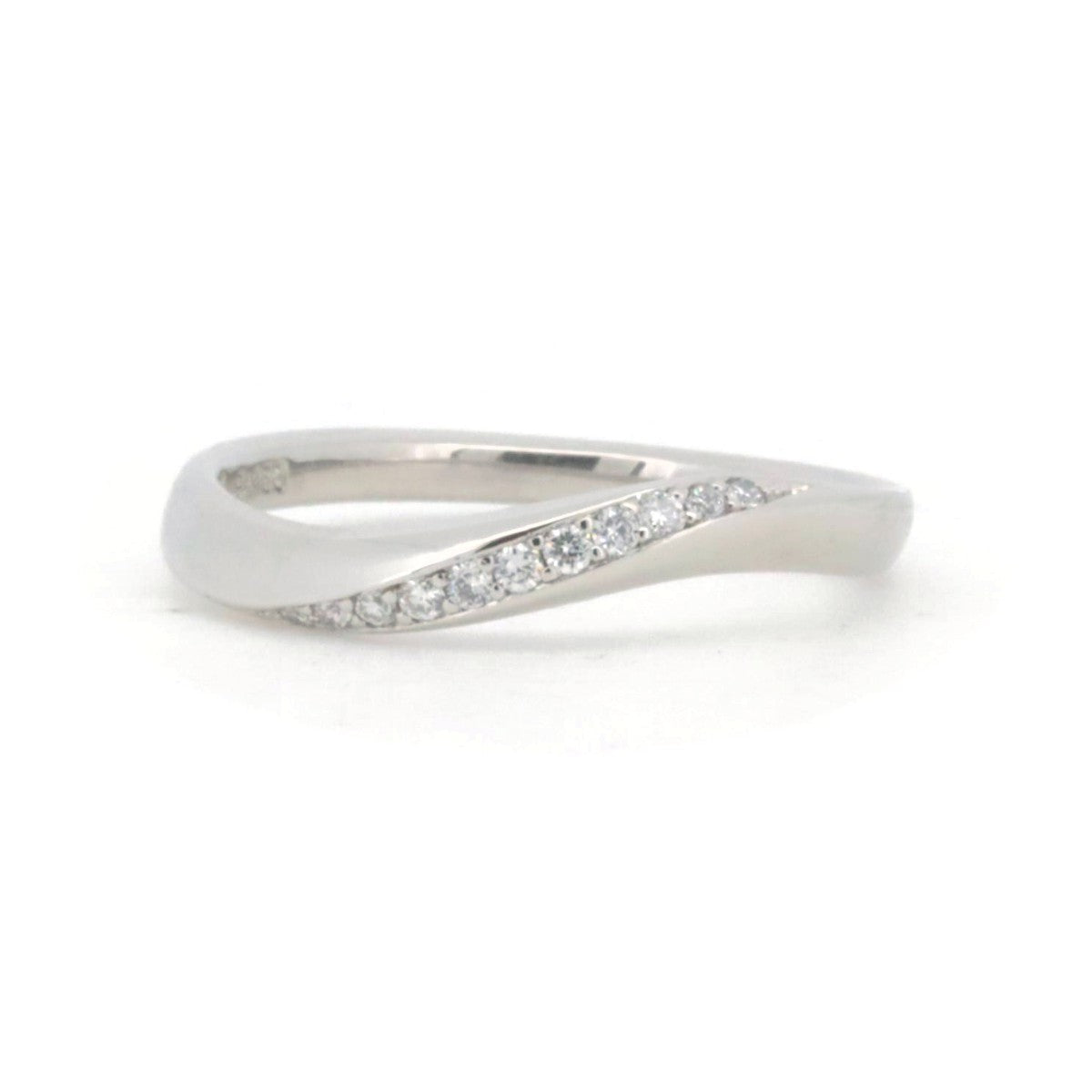 4℃ Diamond PT950 Ring for Women - Elegant 18K White Gold Engagement & Wedding Band - Perfect for Proposals, Anniversaries, and Special Occasions