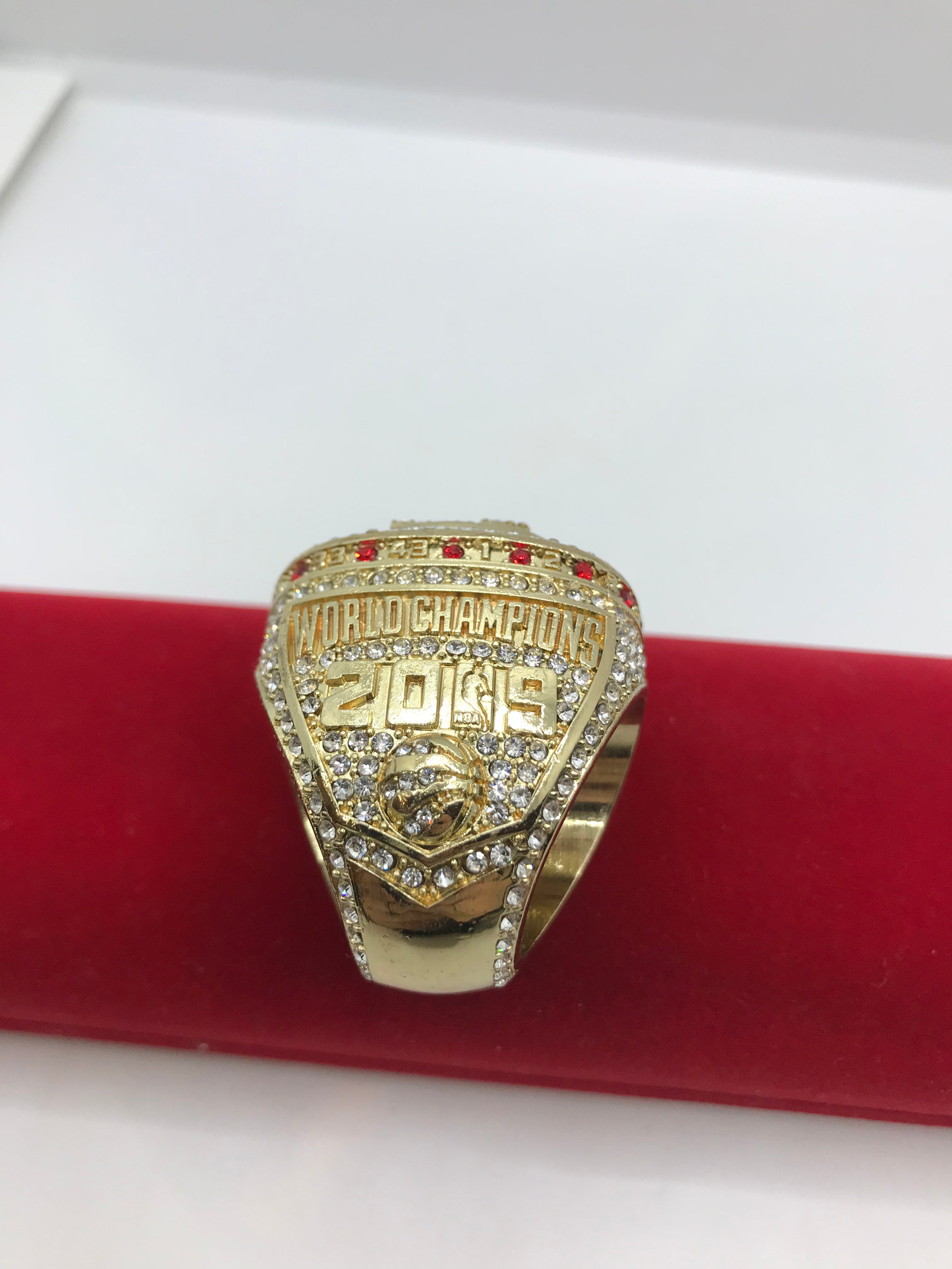 Championship Ring - Limited Edition Collectible for Sports Fans & Memorabilia Enthusiasts | Perfect for Display, Gifts & Fan Collections