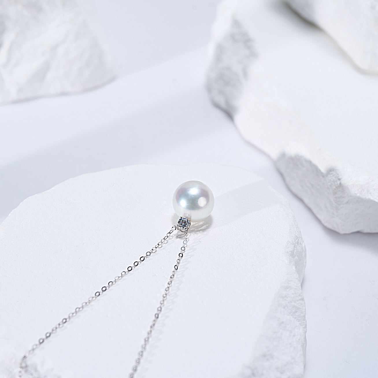 18K Solid Gold South Sea White Pearl Necklace KN00334 - Elegant Jewelry Gift for Women, Perfect for Weddings, Anniversaries & Special Occasions