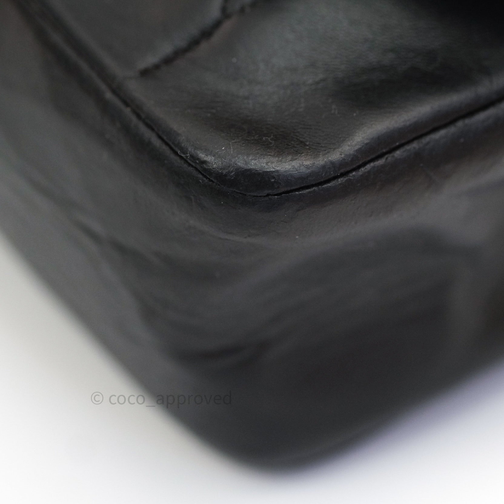Authentic Chanel Black Quilted Lambskin Medium Vintage Classic Diana Flap Bag - Luxury Handbag for Women, Perfect for Evening Parties & Special Occasions