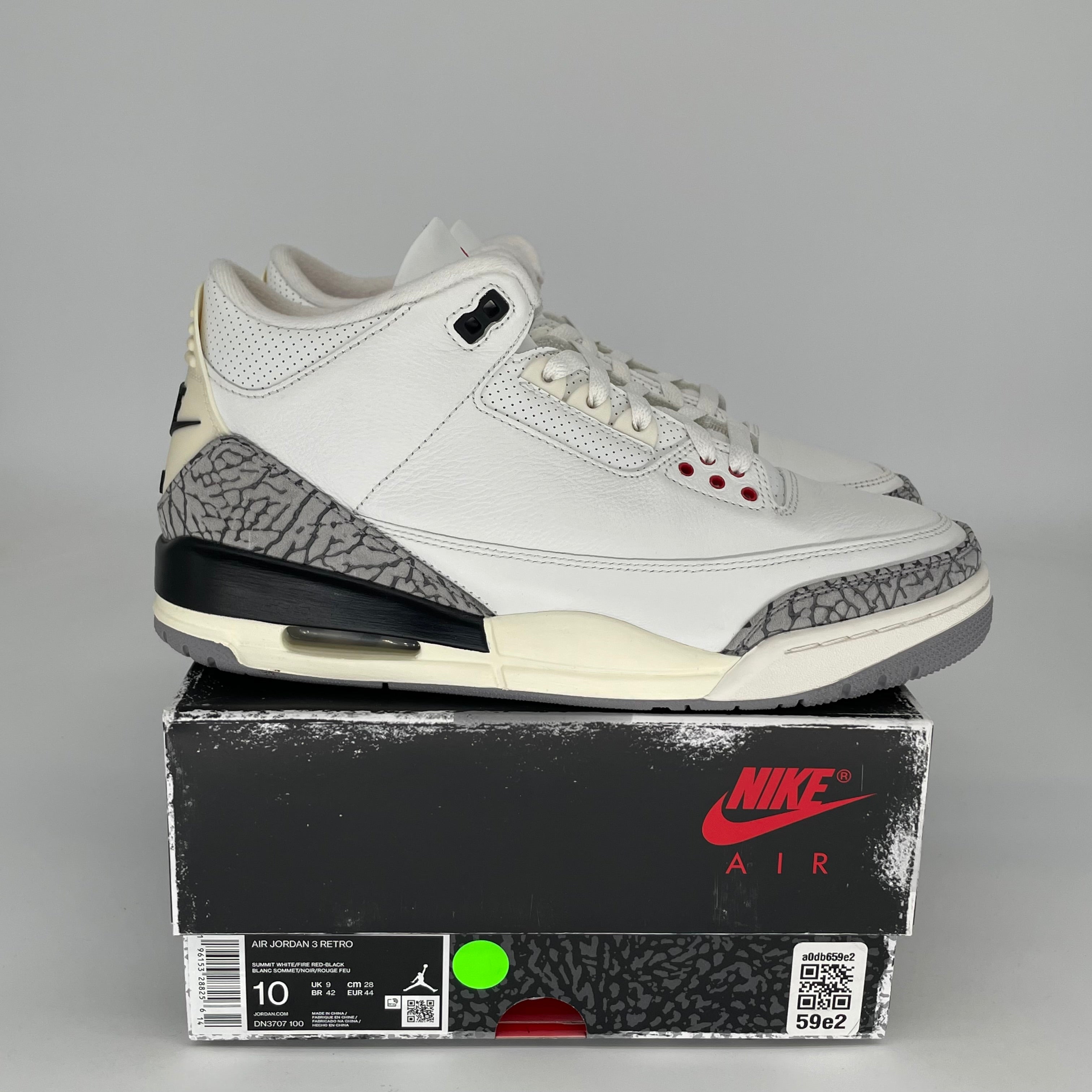 Original Air Jordan 3 White Cement Reimagined Retro Sneakers - Men's Size 10 (DN3707-100) - Authentic Basketball Shoes for Casual Wear & Street Style