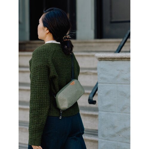 Peak Design Tech Pouch Small Sage - Compact Travel Organizer for Electronics & Cables - Perfect for Business Trips, Camping & Daily Commute