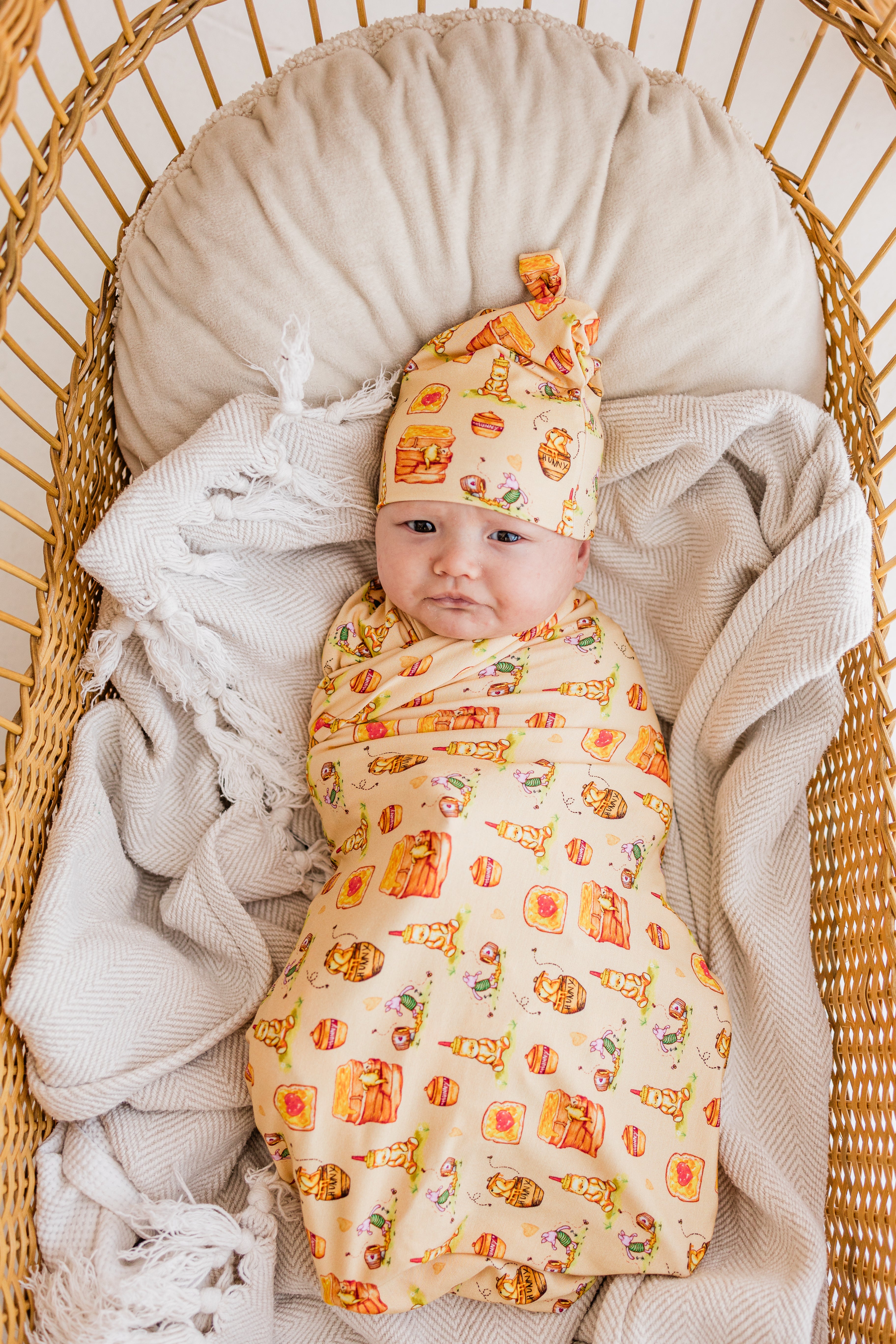 Honeybear Baby Swaddle & Hat Set - Soft Cotton Newborn Swaddle Blanket and Matching Hat for Boys & Girls - Perfect for Sleeping, Photography, and Gifting