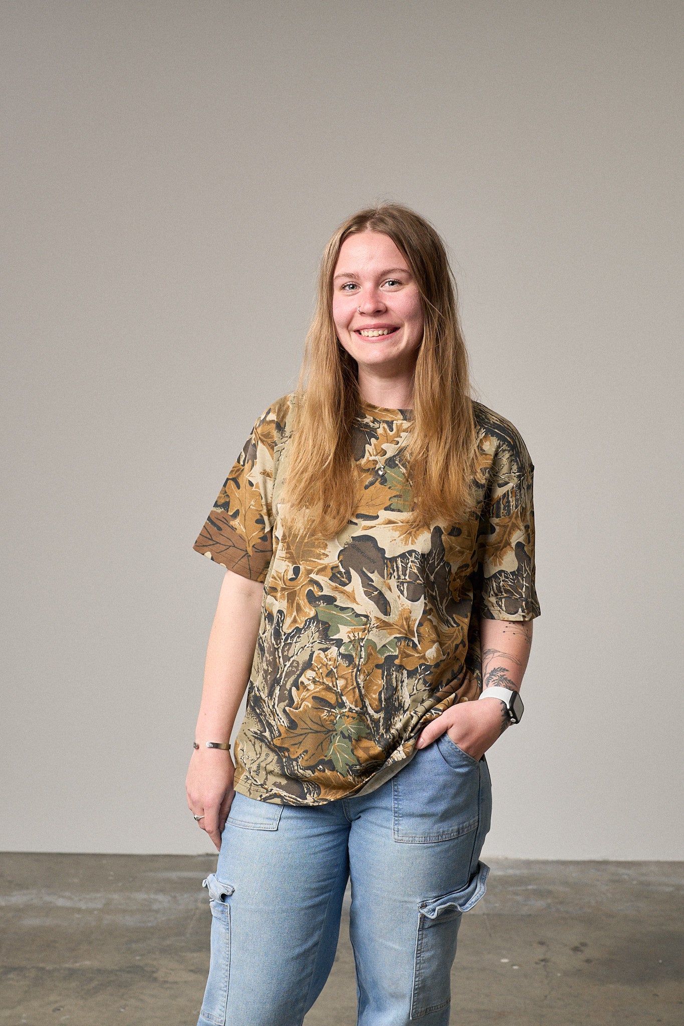 Premium Adult Modal T-Shirt - Realtree Advantage Camo Print - Soft & Breathable Fabric for Outdoor Activities, Hunting, and Casual Wear