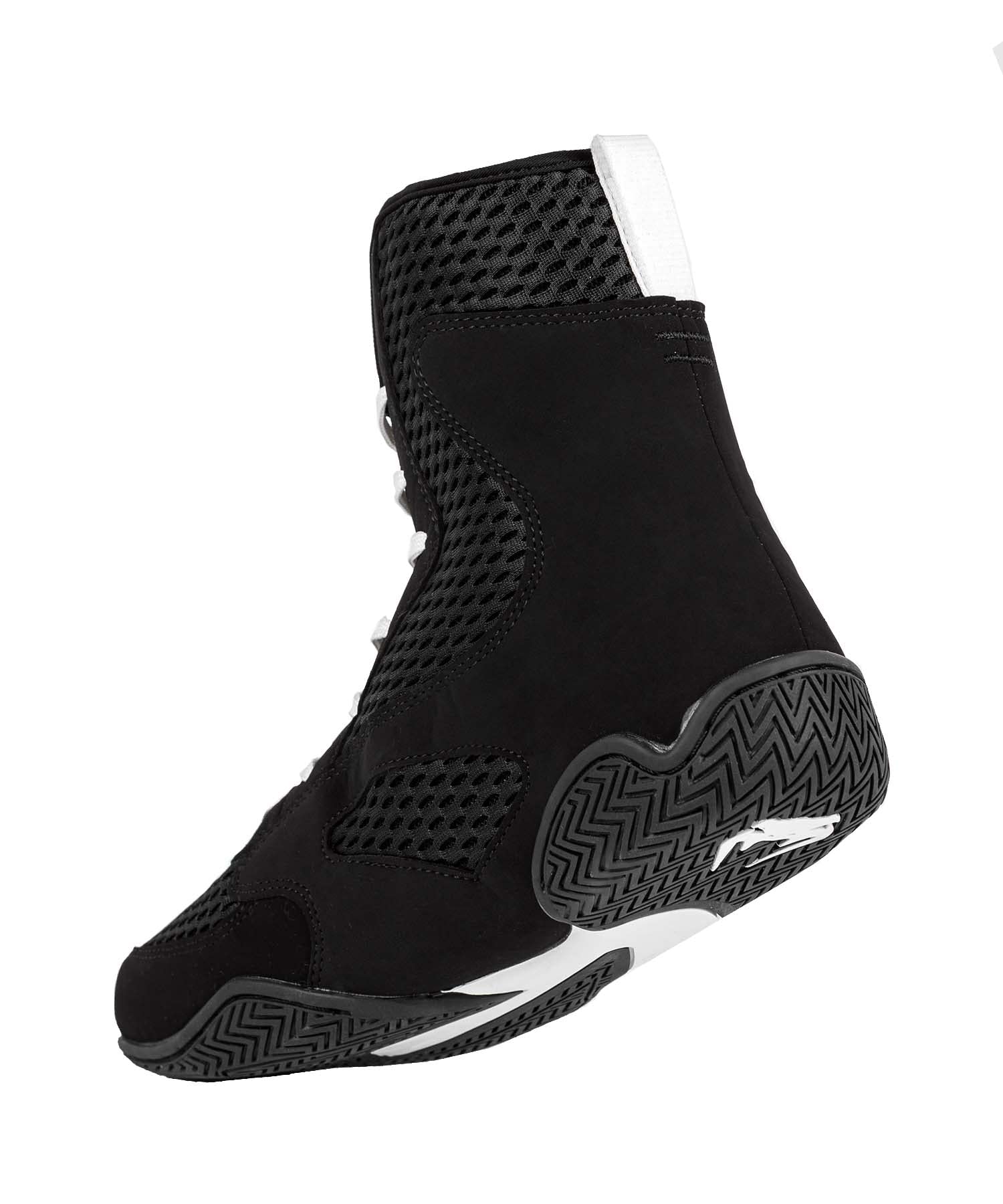 Venum Contender Boxing Shoes for Men & Women - Lightweight, Breathable & Durable MMA, Kickboxing & Training Footwear - Black/White - Perfect for Boxing Gyms, Martial Arts & Fitness Training
