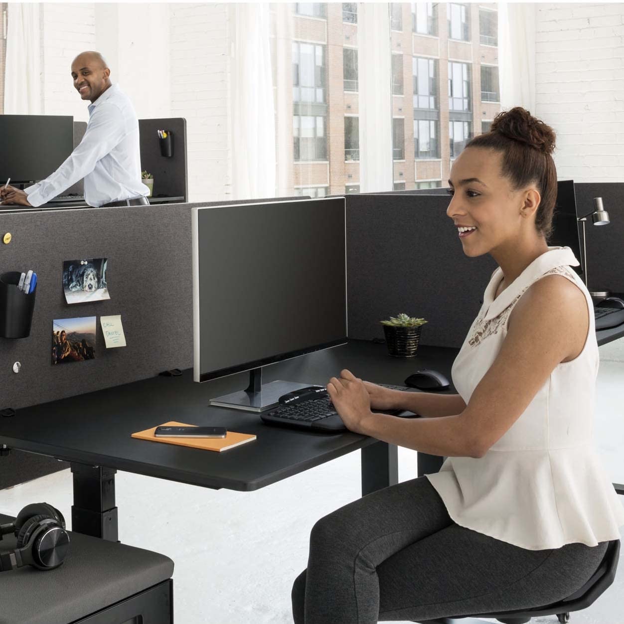 ReFocus Clamp-On Acoustic Desk Divider Privacy Panel - Noise Reducing & Visual Privacy Screen for Stand Up Desks (Ash Gray, 59