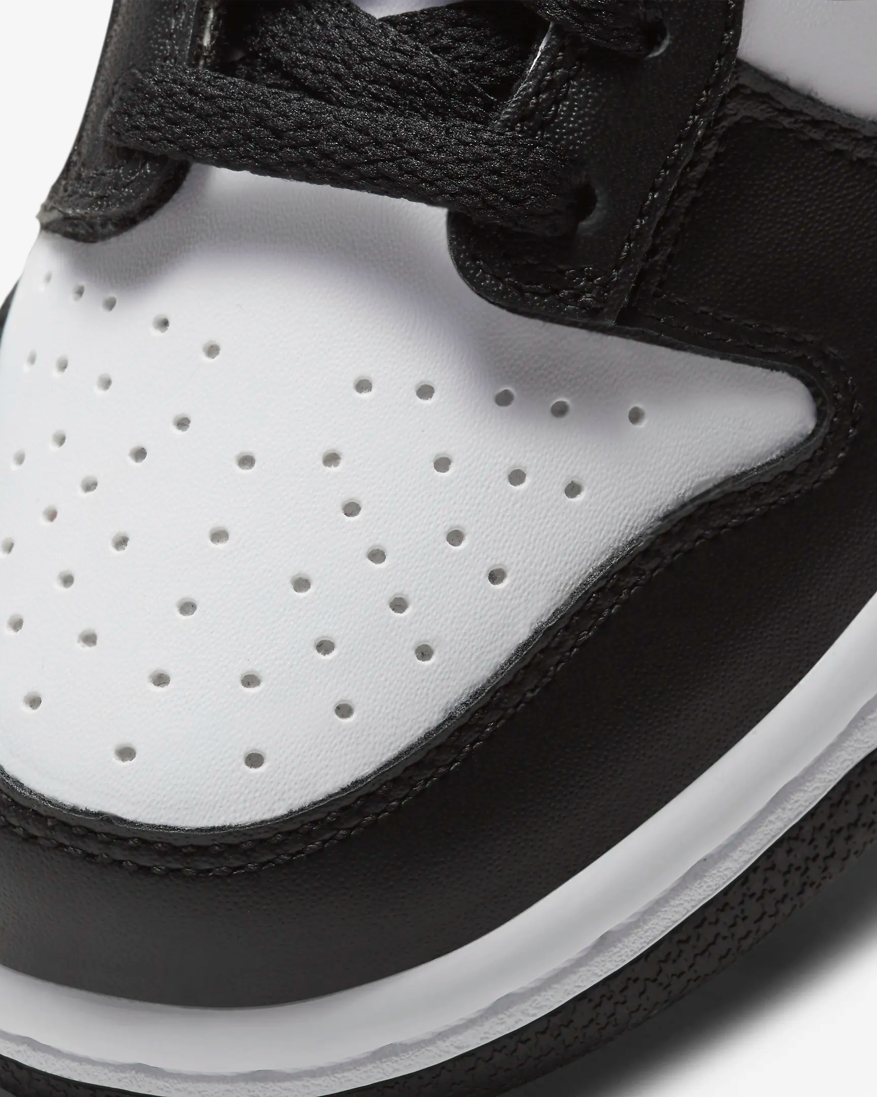 Nike Kids' Dunk Low Sneakers - White & Black Basketball Shoes for Boys & Girls - Perfect for School, Sports, and Casual Wear