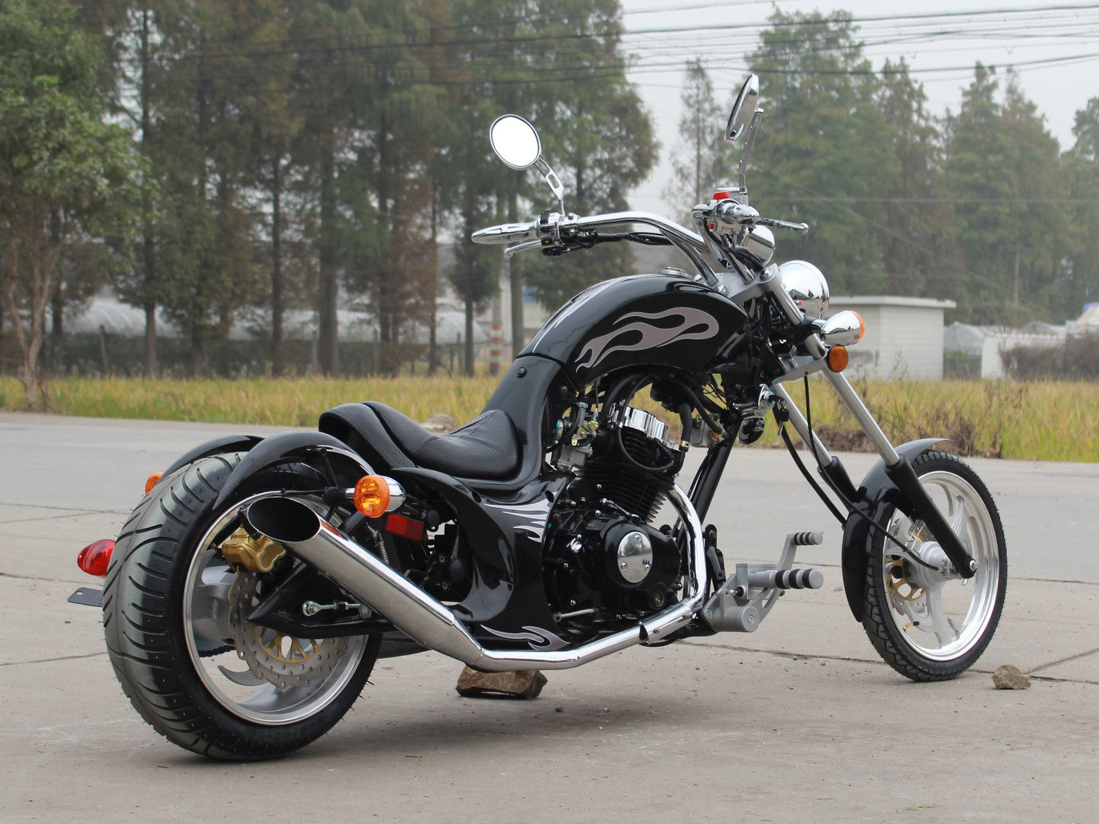 Venom Villain 250cc Chopper Motorcycle - 5-Speed Manual Transmission for Cruising & Adventure Riding