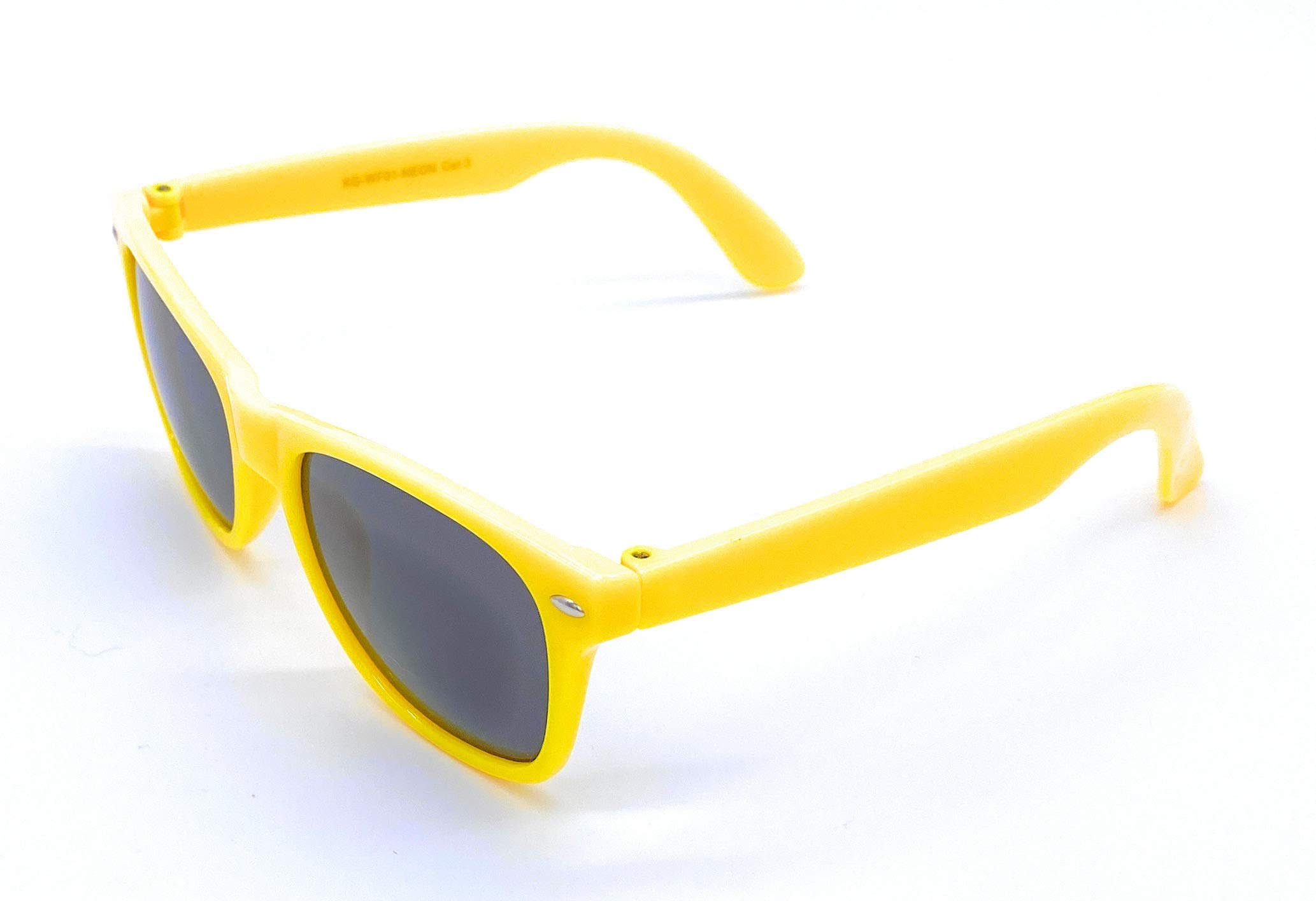 Vintage 80s Retro Sunglasses for Kids - Classic UV Protection Sunglasses for Boys & Girls - Perfect for Outdoor Play, Beach, and Summer Fashion