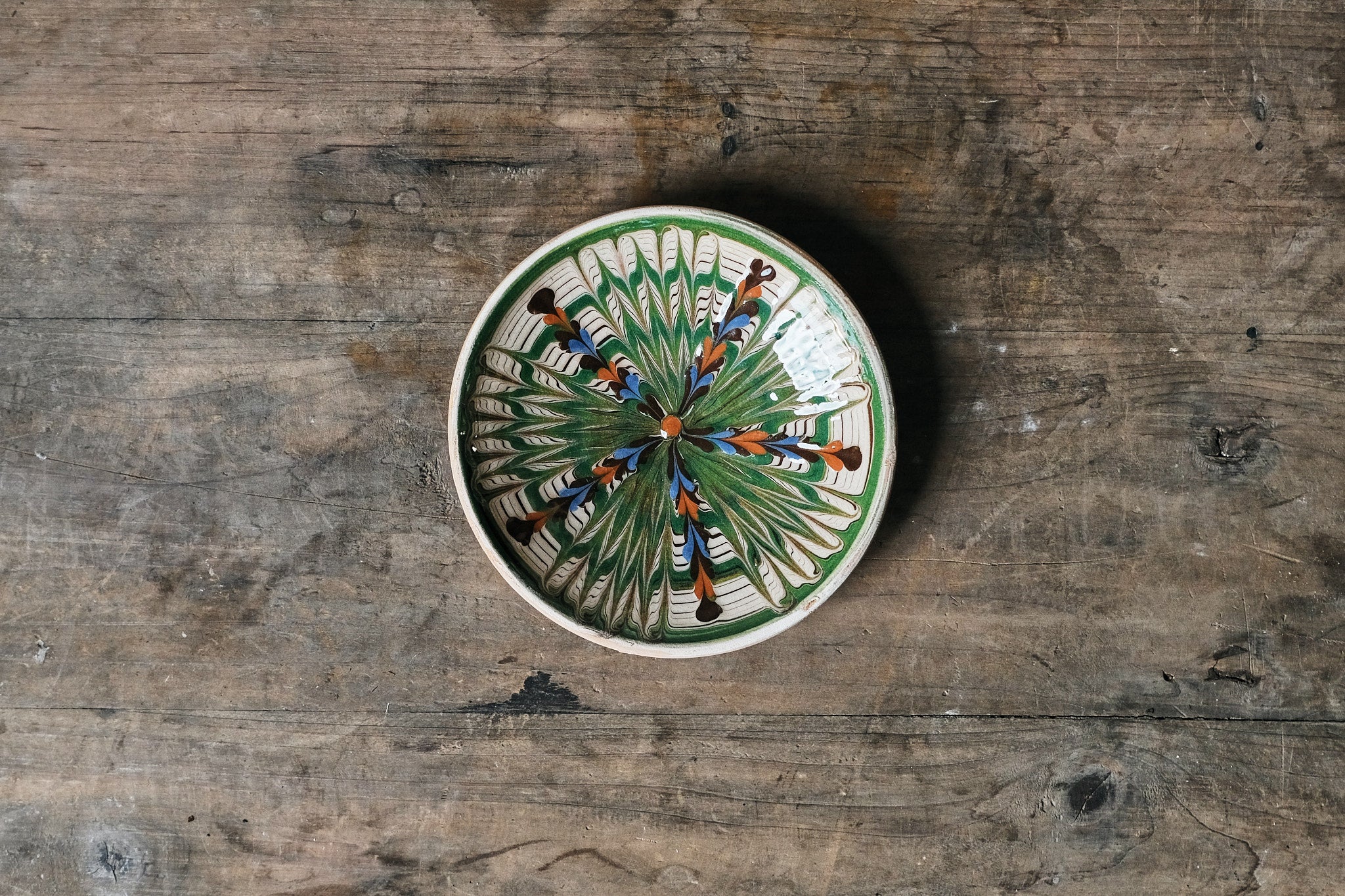 Handmade Feathered Star Dipping Bowl - Ceramic Appetizer Dish for Sauces, Dips & Condiments - Perfect for Entertaining, Parties & Home Dining