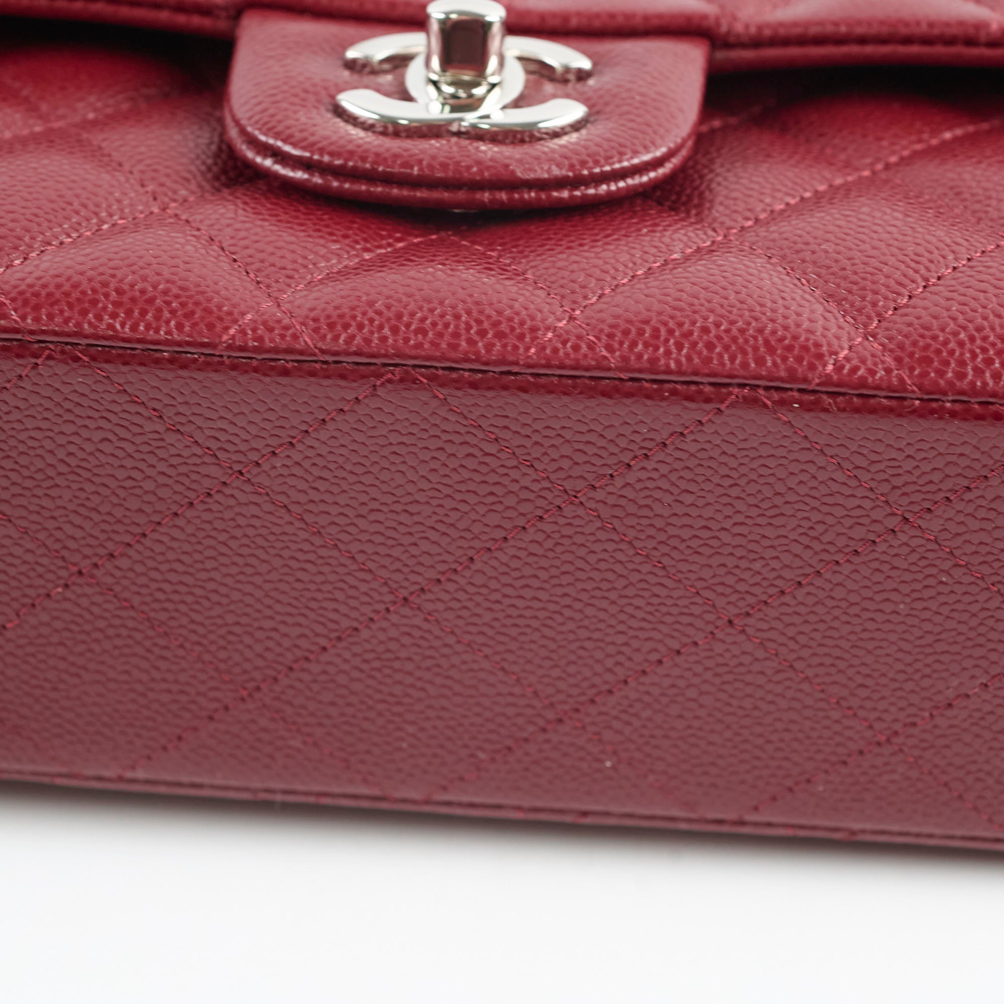 Chanel Medium M/L Caviar Classic Flap Bag in Red - Luxury Designer Handbag for Women, Perfect for Parties, Date Nights & Special Occasions