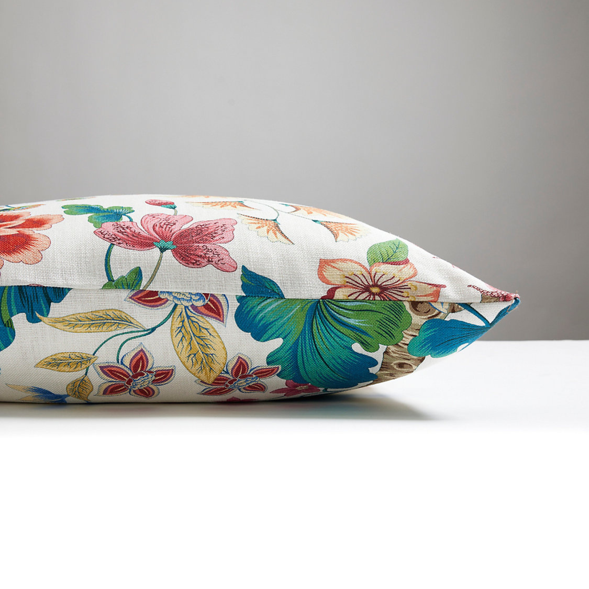 Botany Bay Pillow - Soft & Comfortable Decorative Throw Pillow for Couch, Bed, Sofa - Perfect for Living Room, Bedroom, and Home Decor
