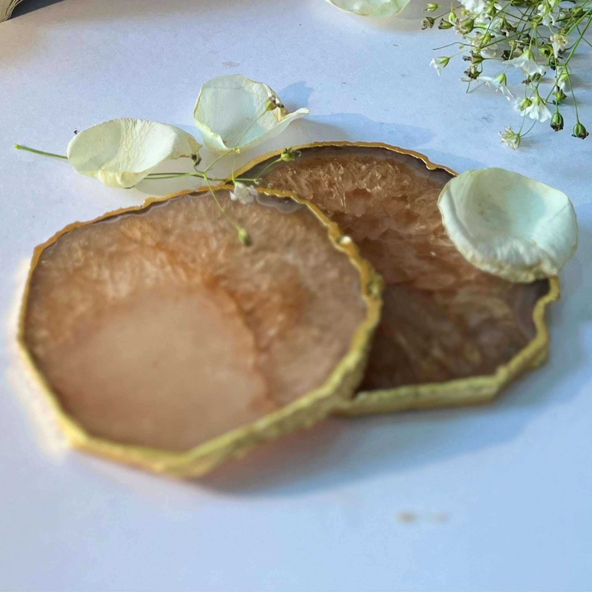 Premium Agate Stone Coasters Set of 2 - Gold Plated Drink Coasters for Coffee, Tea, Beer & Hot Pots - Elegant Table Protectors for Dining, Bar & Home Decor (Brown) - Perfect for Parties, Gifts & Daily Use