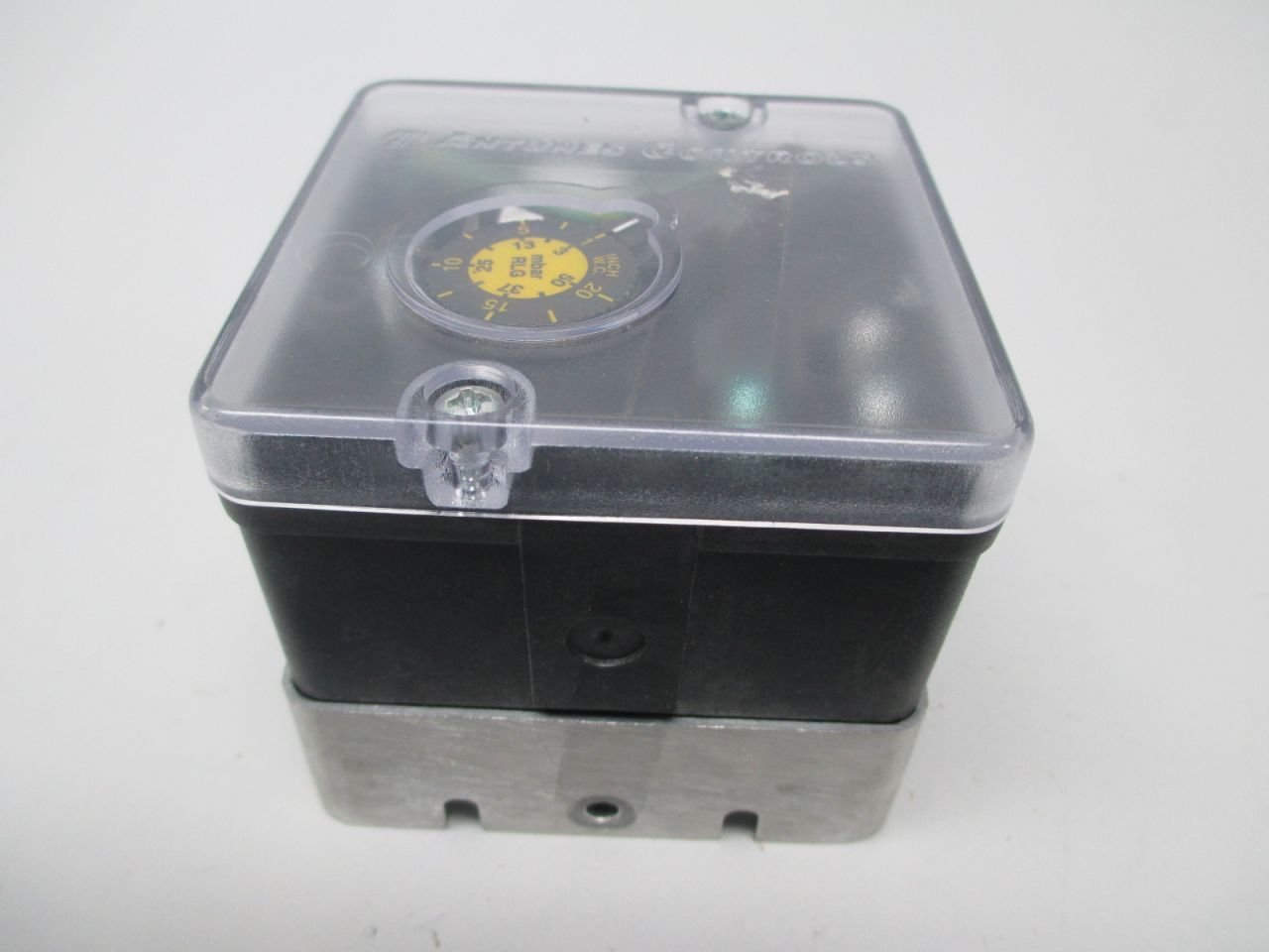 ANTUNES CONTROLS 8104116203 RLGP-G 15PSI Gas Pressure Switch 125/250V 1/3HP D259650 - Replacement Part for Commercial Kitchen Equipment, HVAC Systems & Industrial Appliances