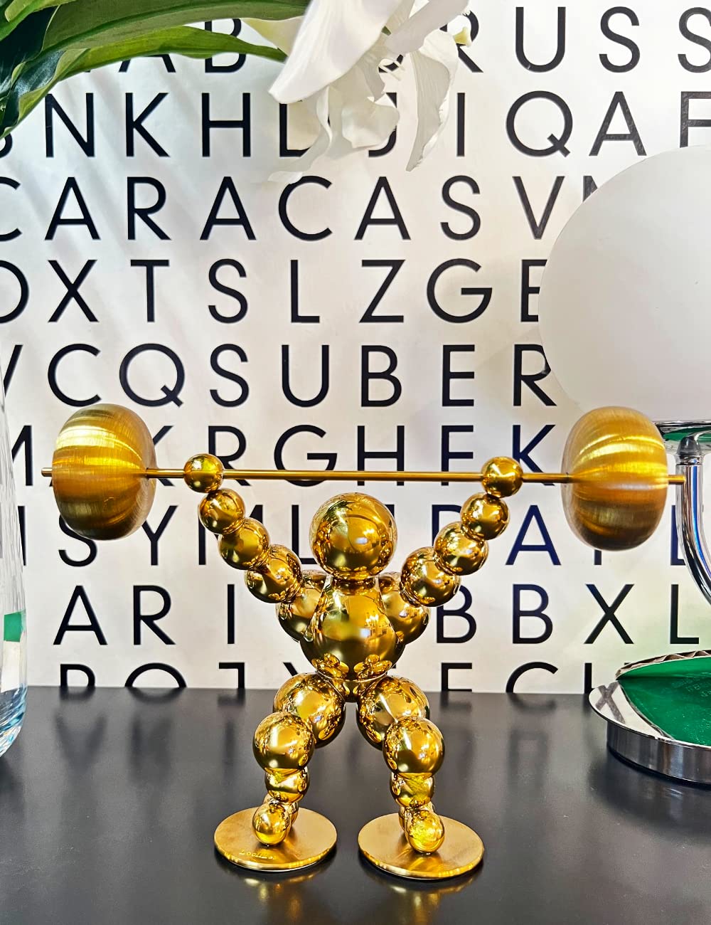 Gold Weightlifting Sculpture - Modern Stainless Steel Office & Gym Decor - Unique Gifts for Bodybuilders & Fitness Enthusiasts - Perfect for Home Gym, Man Cave, or Work Desk Decoration