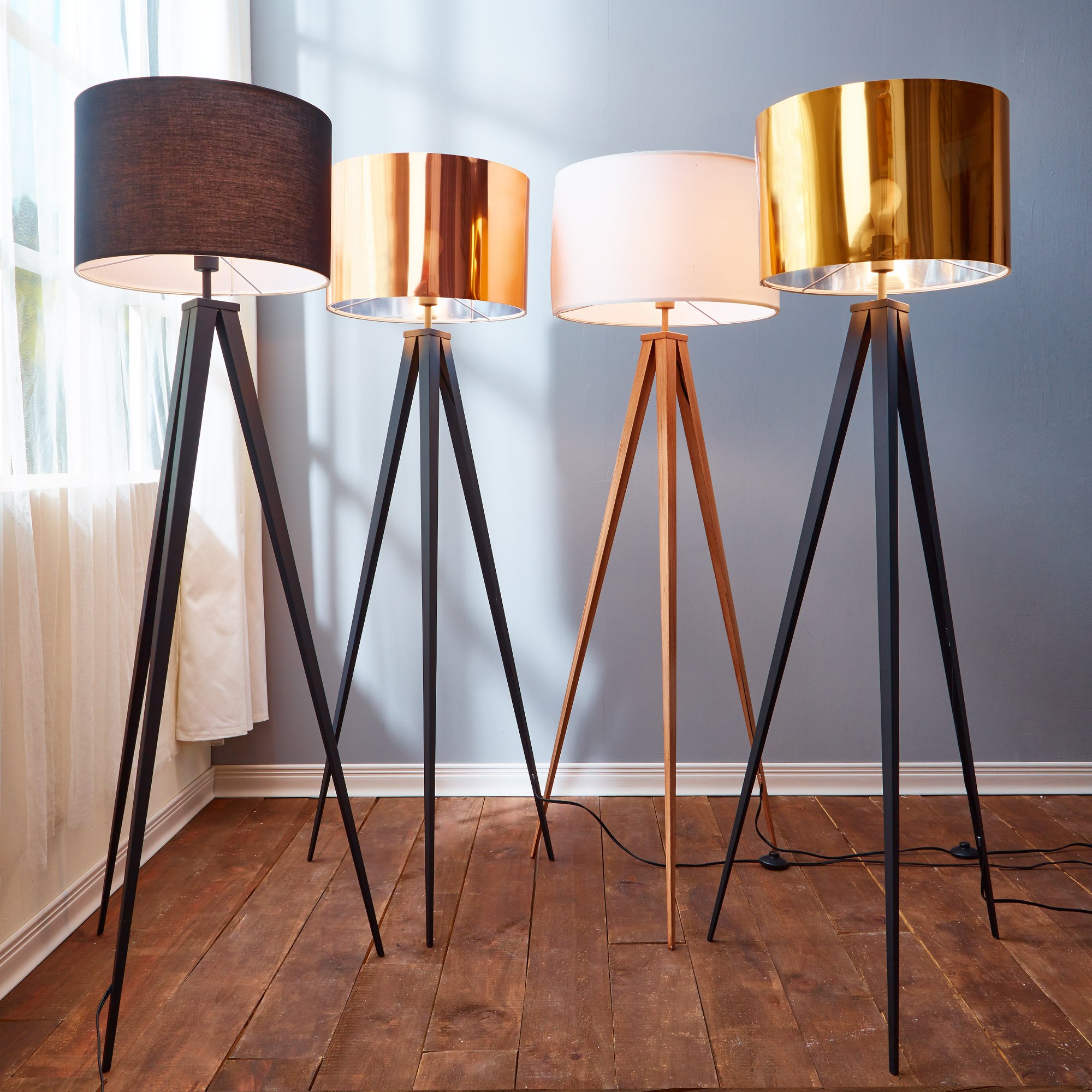 Versanora Romanza Modern LED Tripod Floor Lamp - 60
