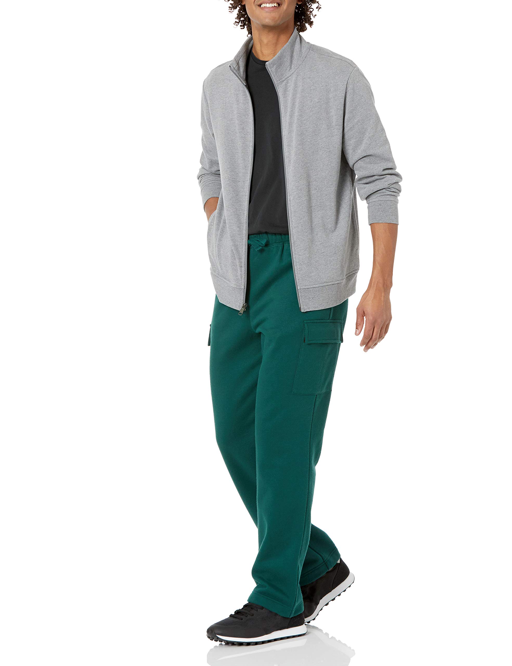 Amazon Essentials Men's Cargo Fleece Sweatpants - Comfortable Winter Joggers with Pockets for Outdoor Activities & Lounge Wear